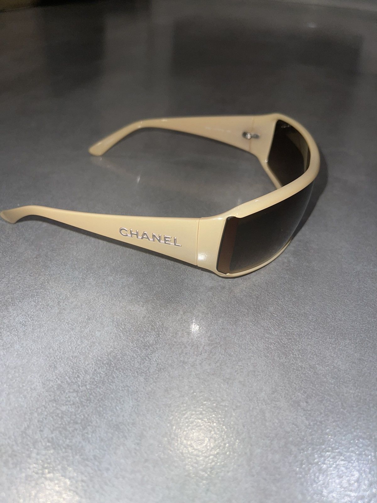 Chanel Chanel 5103 C.710/13 Camel Sand Shield Sunglasses Size ONE SIZE - 7 Thumbnail