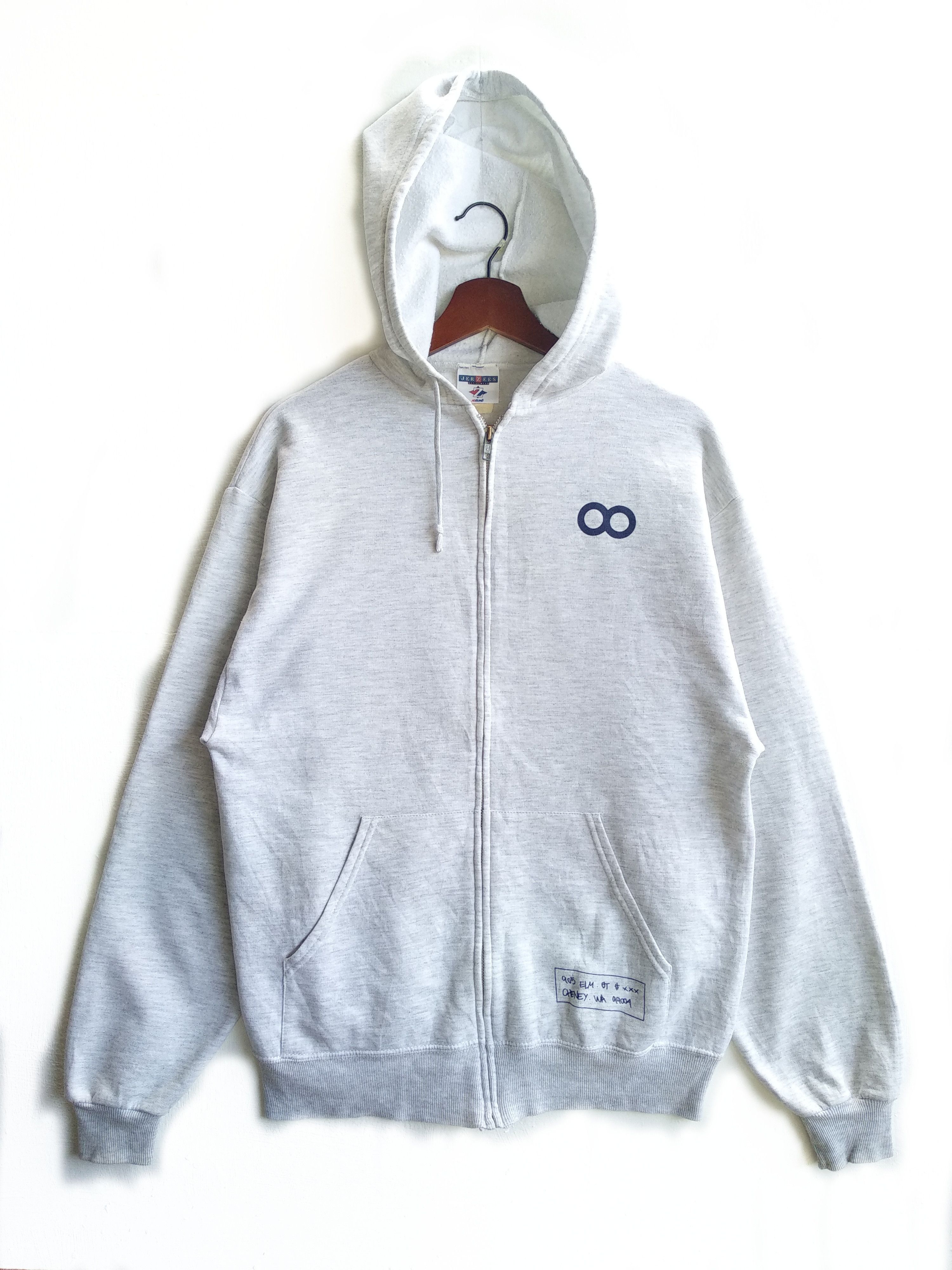 Jerzees × Vintage Vintage 90s Jerzees Hoodie/L.Anderson Name At Back/Size XL Size US XL / EU 56 / 4 - 1 Thumbnail