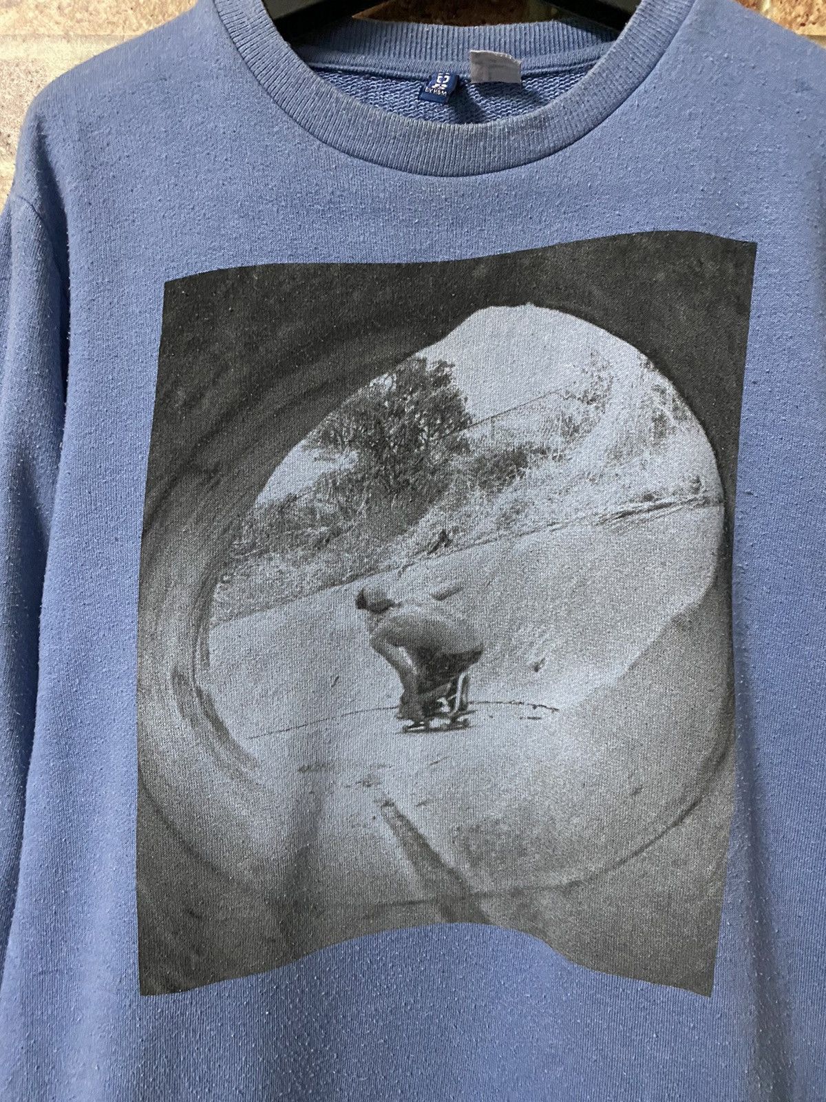 Divided DIVIDED SKATE PHOTO SWEATER Size US S / EU 44-46 / 1 - 3 Thumbnail
