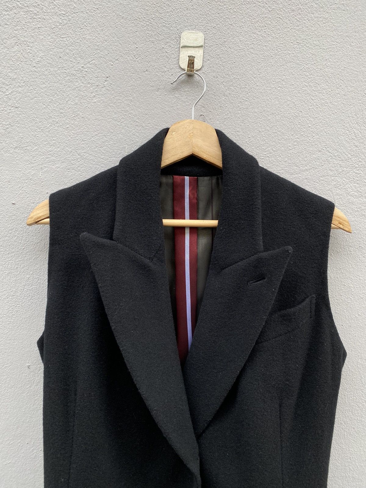 Jean Paul Gaultier Jean Paul Gaultier Sleeveless Wool Double Collar Rare Blazer Size S / US 4 / IT 40 - 10 Thumbnail