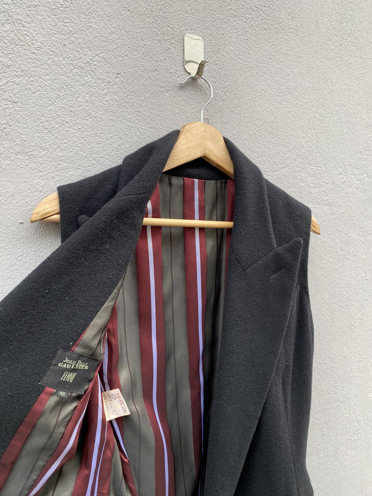 Jean Paul Gaultier Jean Paul Gaultier Sleeveless Wool Double Collar Rare Blazer Size S / US 4 / IT 40 - 2 Thumbnail