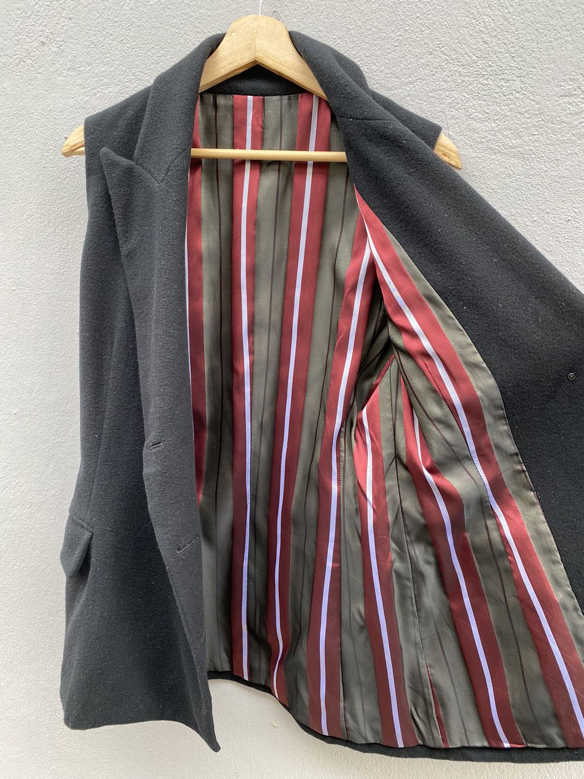 Jean Paul Gaultier Jean Paul Gaultier Sleeveless Wool Double Collar Rare Blazer Size S / US 4 / IT 40 - 4 Thumbnail