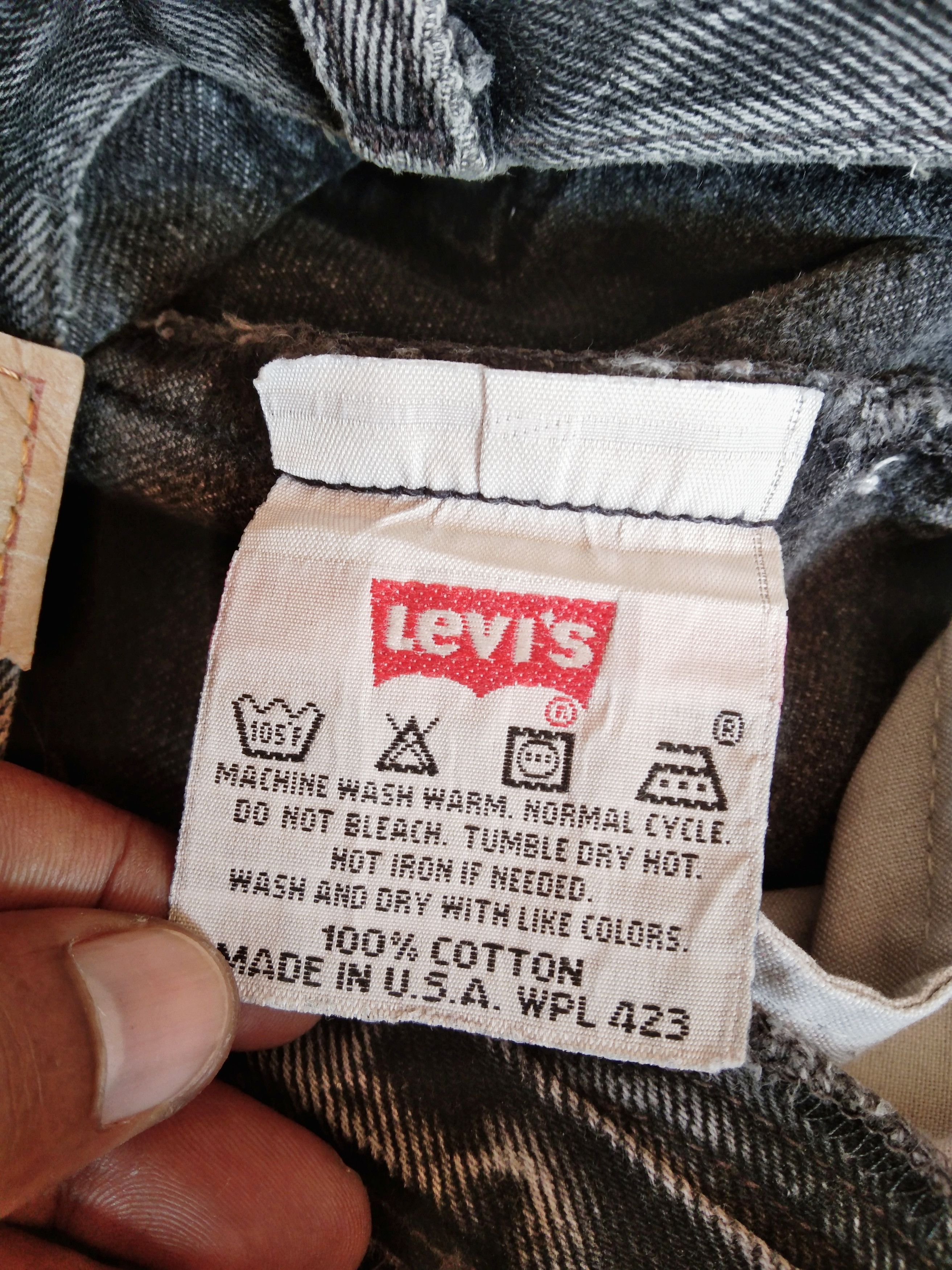Levi's 90s Vintage Levi's 501 Made In USA Repaired Distressed Jeans Size US 31 - 13 Thumbnail