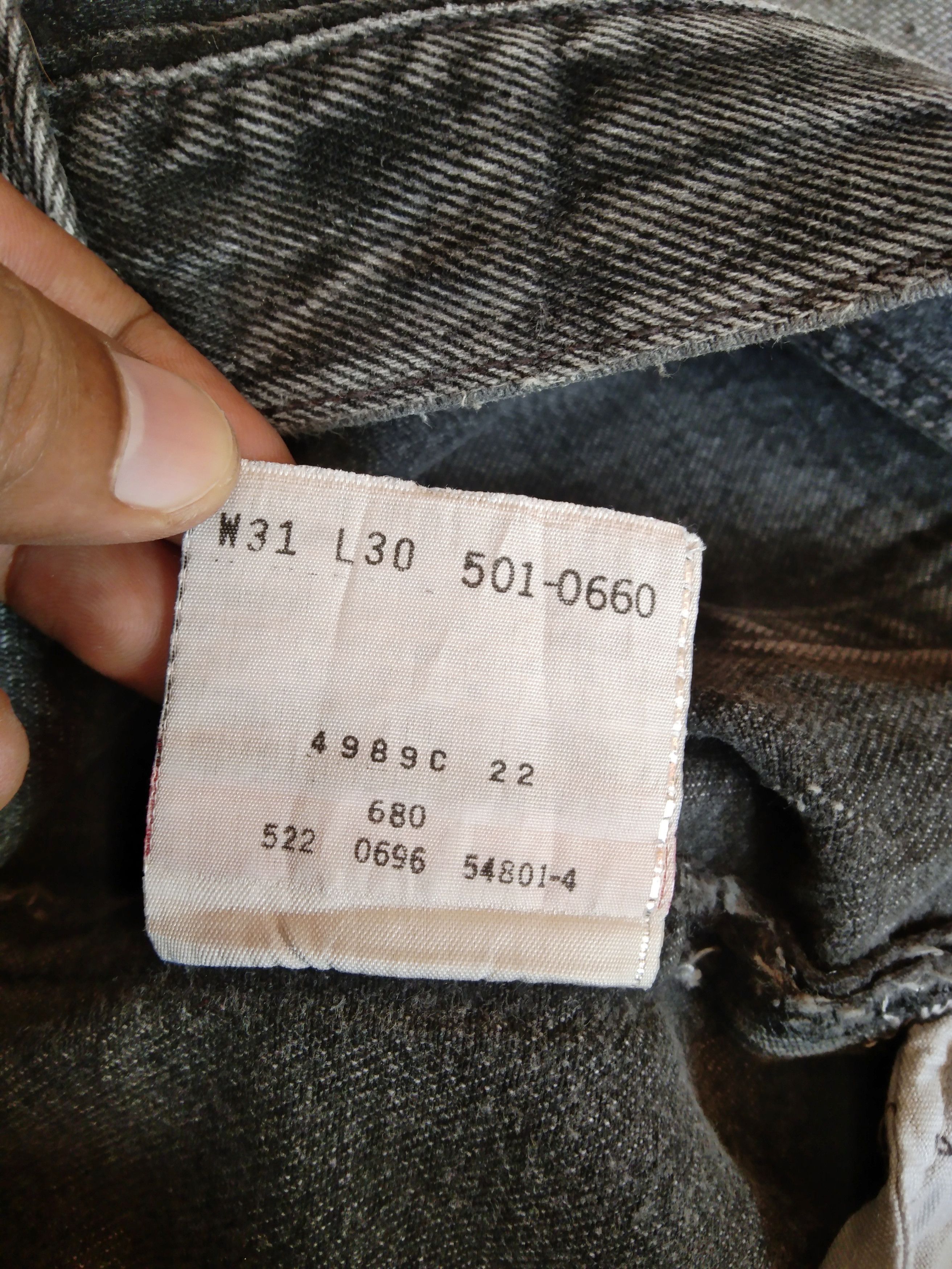 Levi's 90s Vintage Levi's 501 Made In USA Repaired Distressed Jeans Size US 31 - 14 Thumbnail