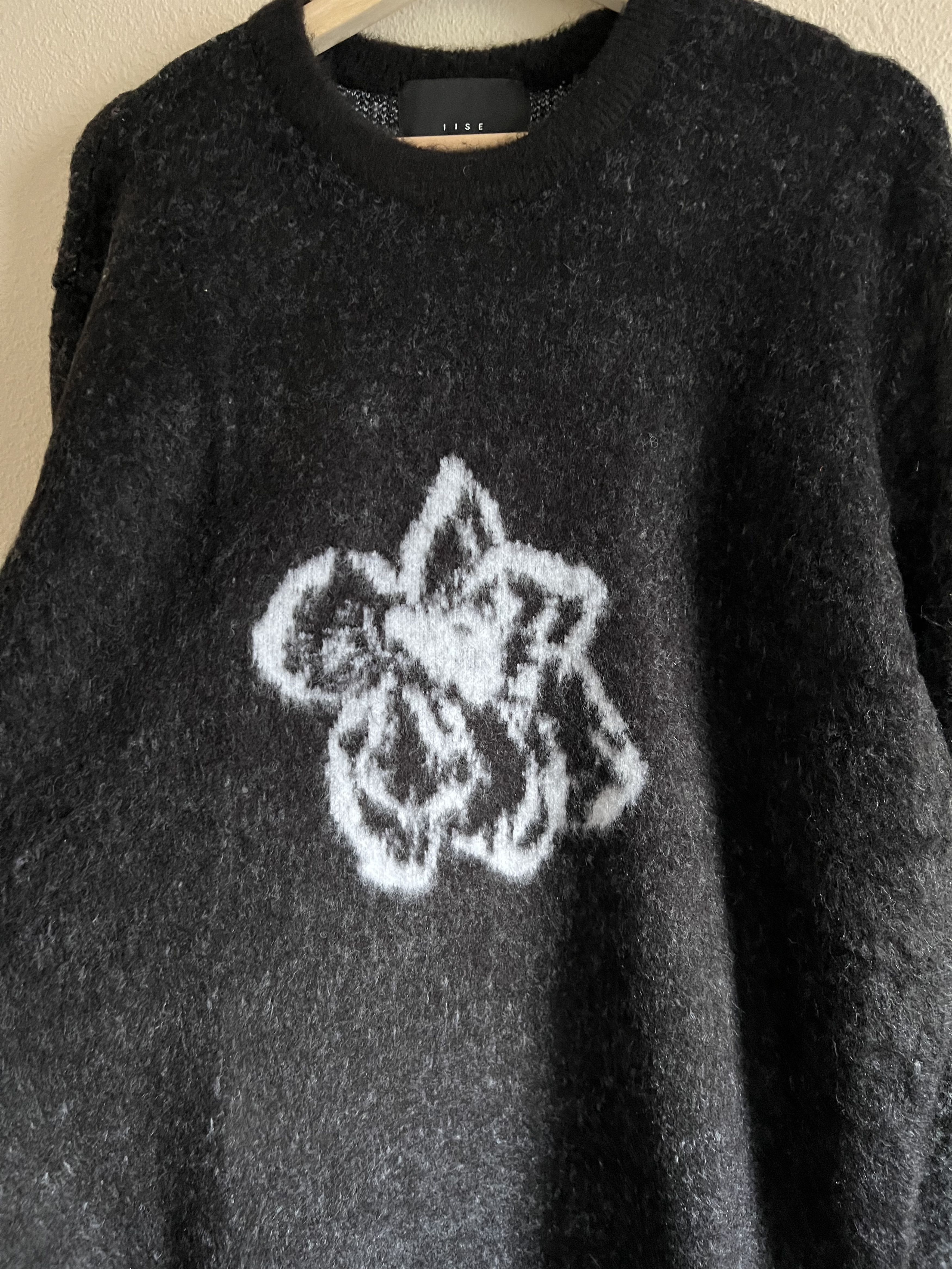 IISE IISE Petals Mohair Sweater in Black Size US L / EU 52-54 / 3 - 3 Thumbnail