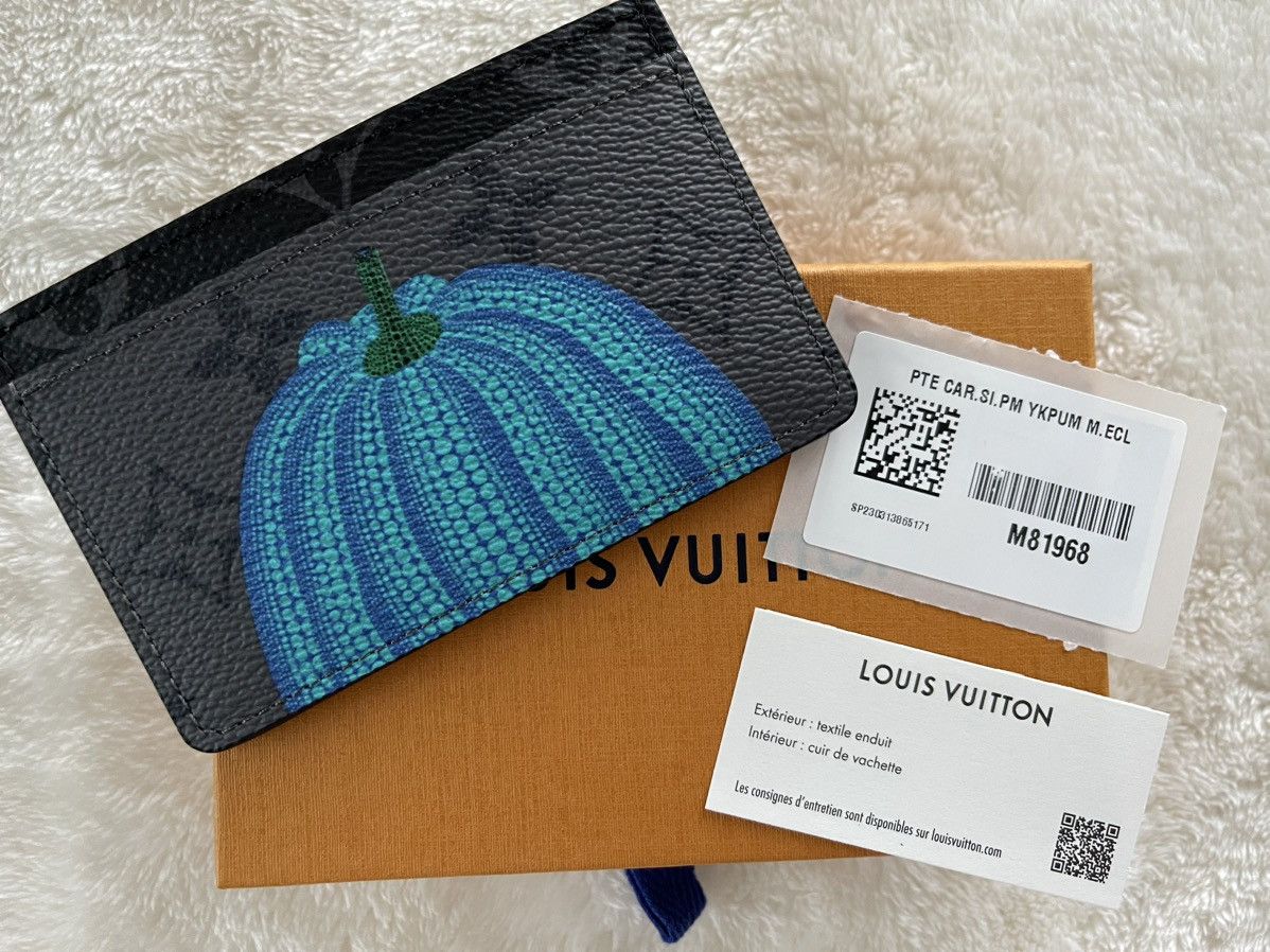 NWT Louis Vuitton Yayoi Kusama Pumpkin Print Monogram Card Holder SS23  AUTHENTIC