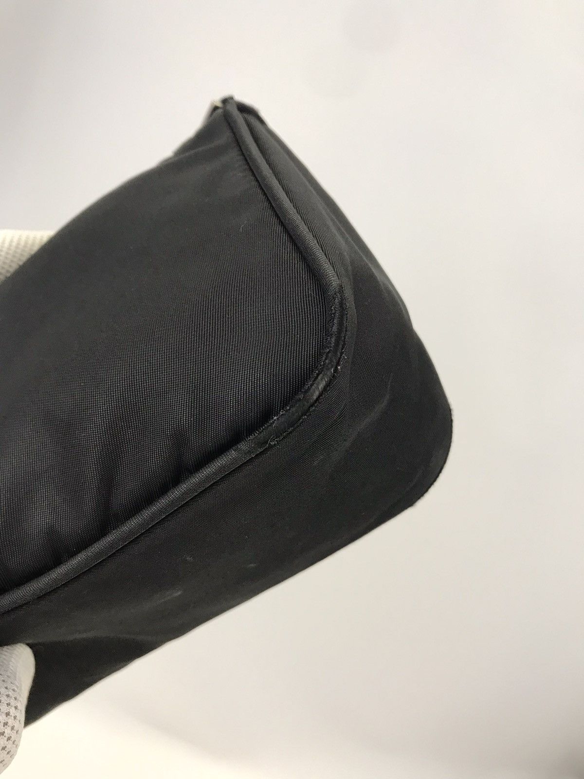Prada vintage Prada Nylon Tesutto Pochette Handcary Size ONE SIZE - 13 Thumbnail