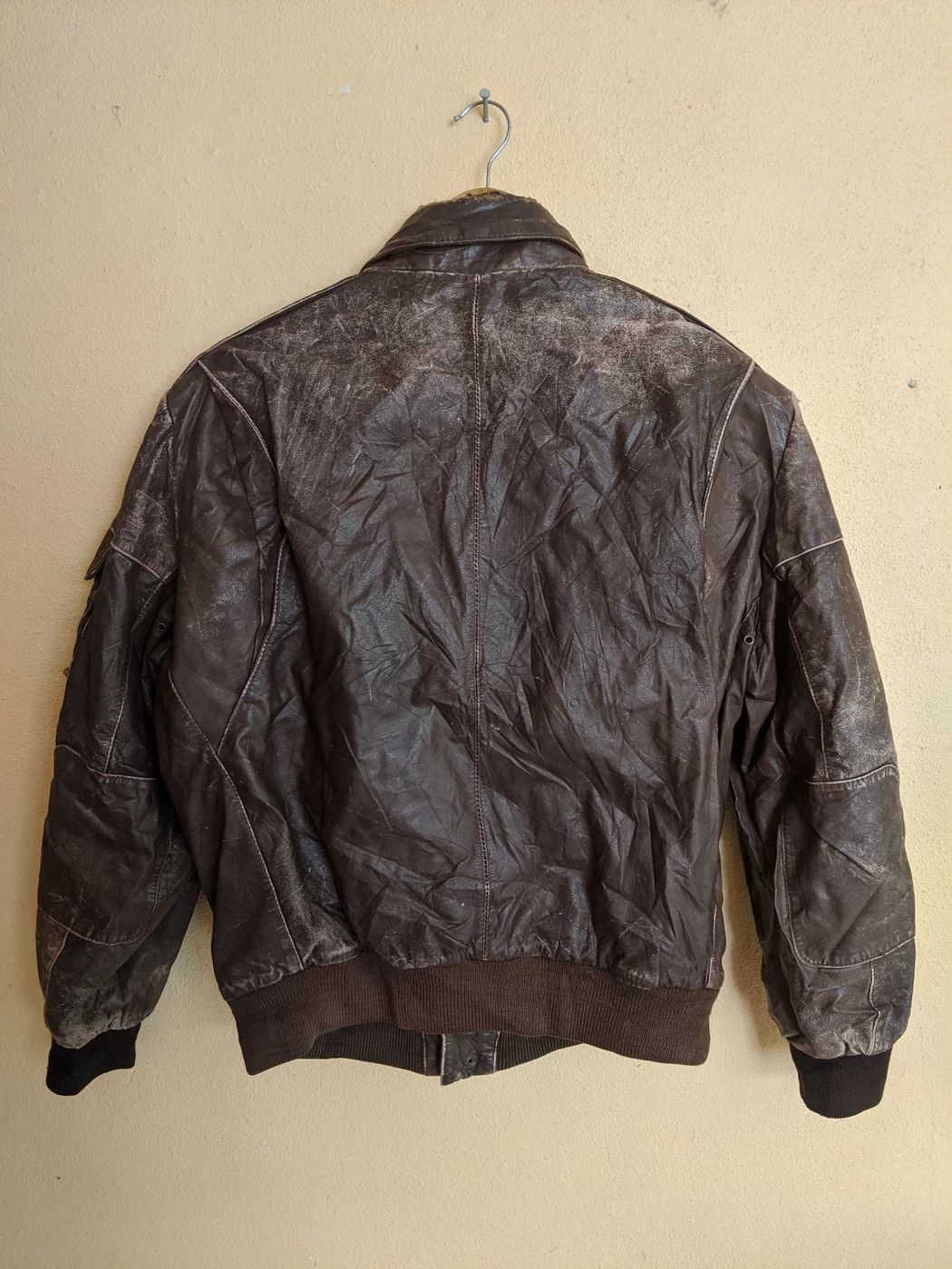 Buzz Rickson's RARE BARNSTOMERS AVIREX LEATHER JACKET ARMY MADE IN KOREA Size US M / EU 48-50 / 2 - 4 Thumbnail