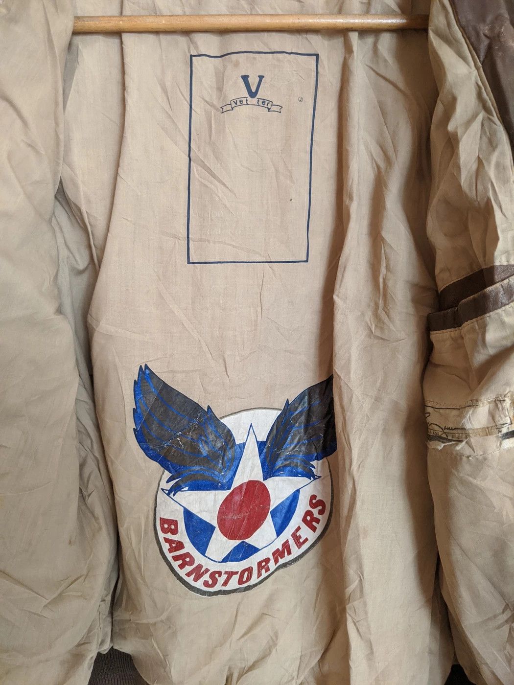 Buzz Rickson's RARE BARNSTOMERS AVIREX LEATHER JACKET ARMY MADE IN KOREA Size US M / EU 48-50 / 2 - 11 Thumbnail