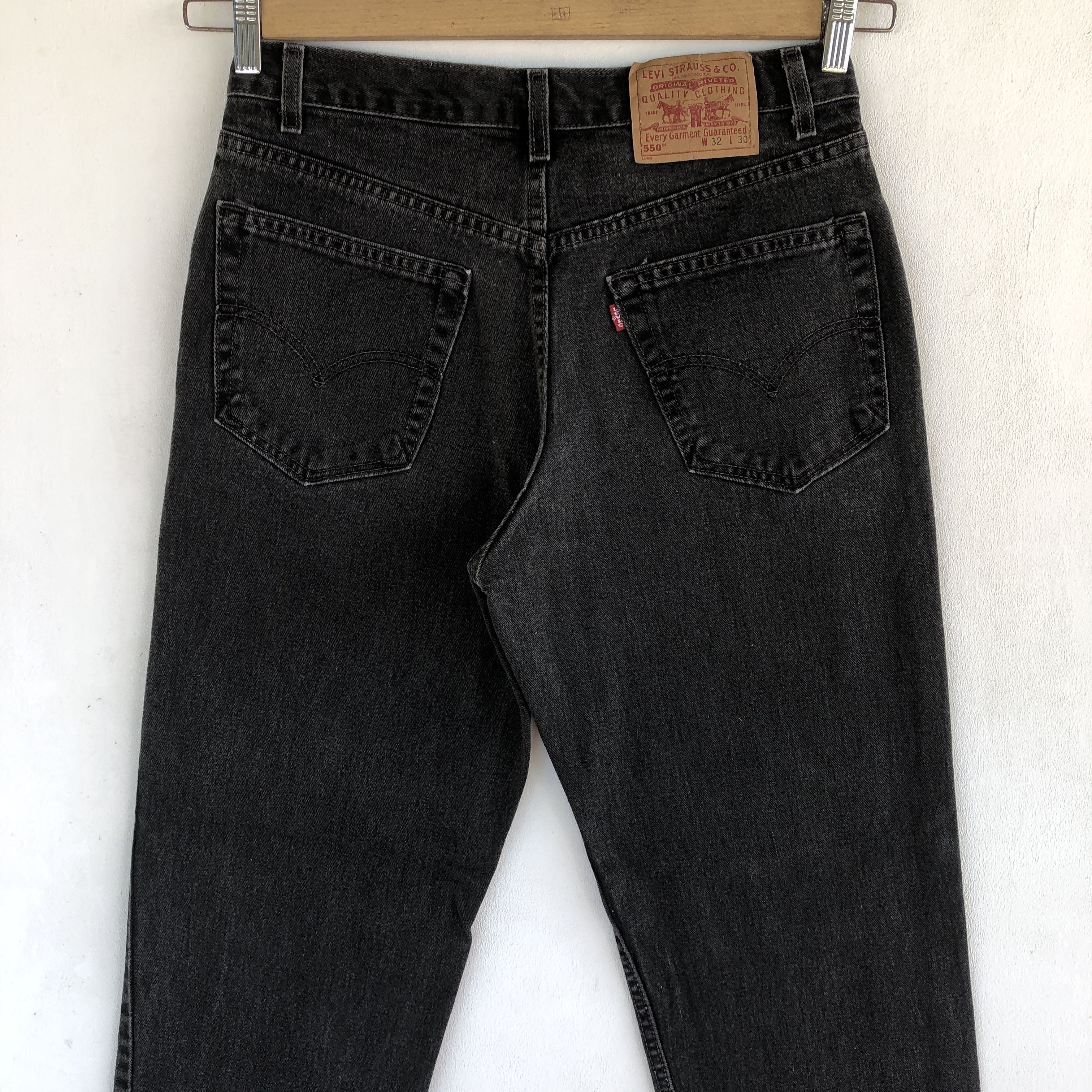 Levi's Vintage Levis 550 Faded Black Jeans Levis Light Wash Denim Size 28" / US 6 / IT 42 - 6 Thumbnail