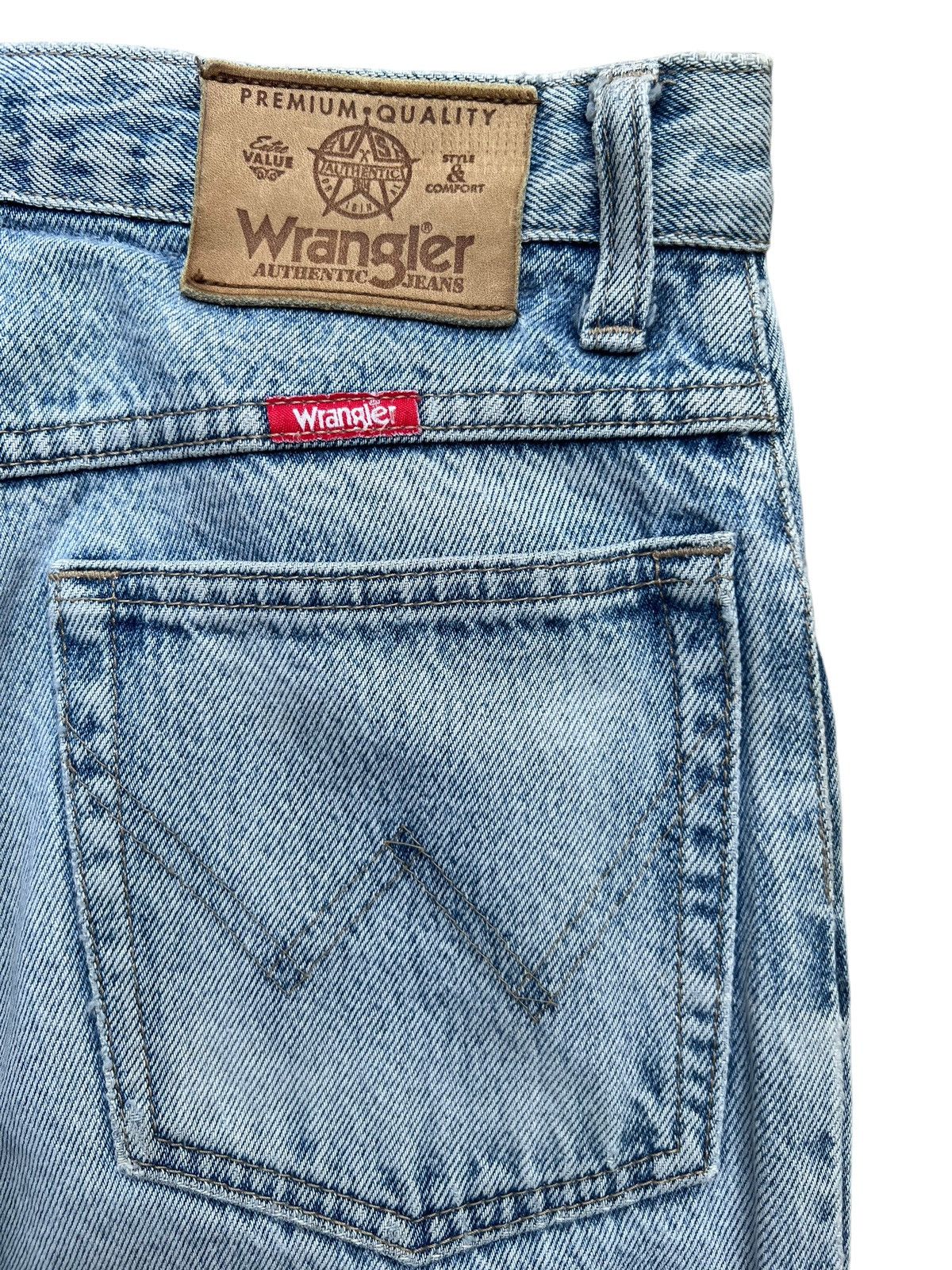 Wrangler Vintage Wrangler Jeans Wrangler Denim Wide Denim Jeans 28x32 Size US 27 - 11 Thumbnail
