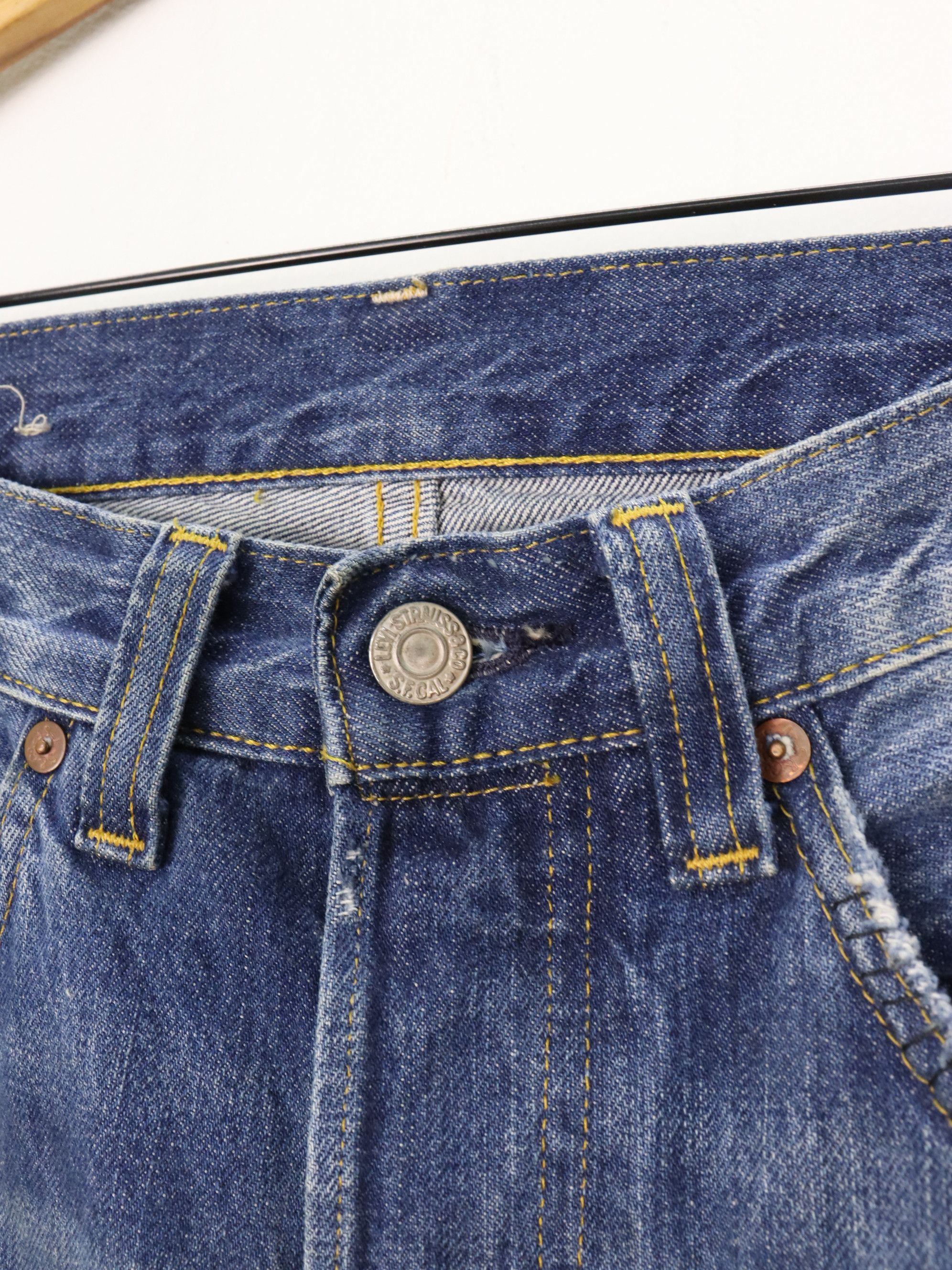Levi's Vintage Clothing LVC 501XX Vintage 1947 40S Model REEF BREAK Big E Selvedge Size US 30 / EU 46 - 8 Thumbnail