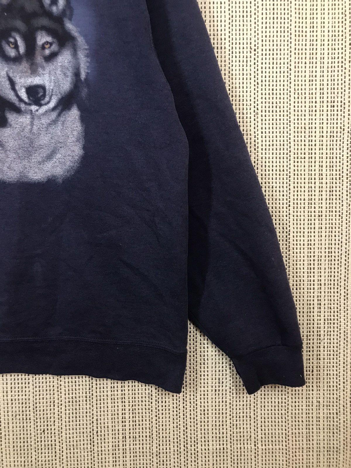 The Mountain × Vintage ‼️VINTAGE WOLF SWEATSHIRT ‼️ Size US L / EU 52-54 / 3 - 4 Thumbnail