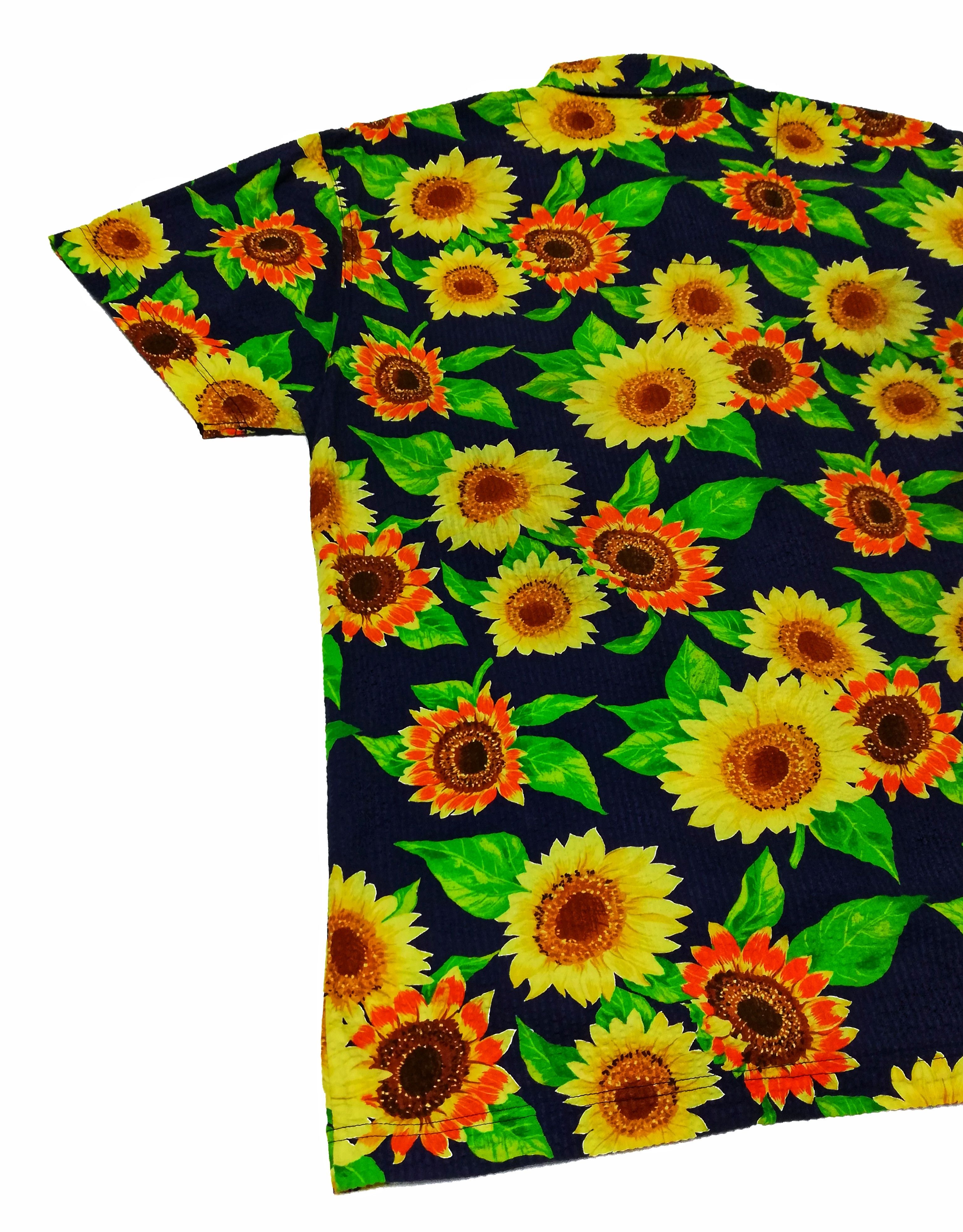 Japanese Brand 🔥Gorgeous Hawaiian Shirt Hibiscus Over Printed Button Up🔥 Size US M / EU 48-50 / 2 - 13 Thumbnail