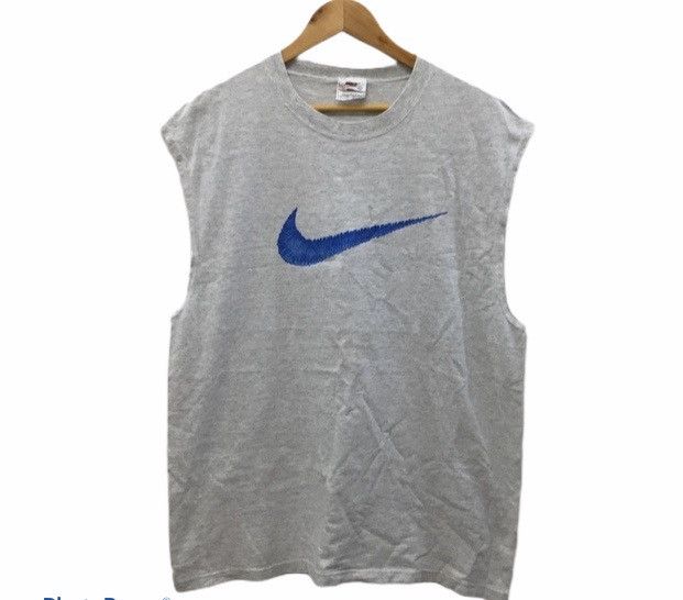Nike 90's Made in USA NIKE big logo sleeveless Size US L / EU 52-54 / 3 - 1 Thumbnail