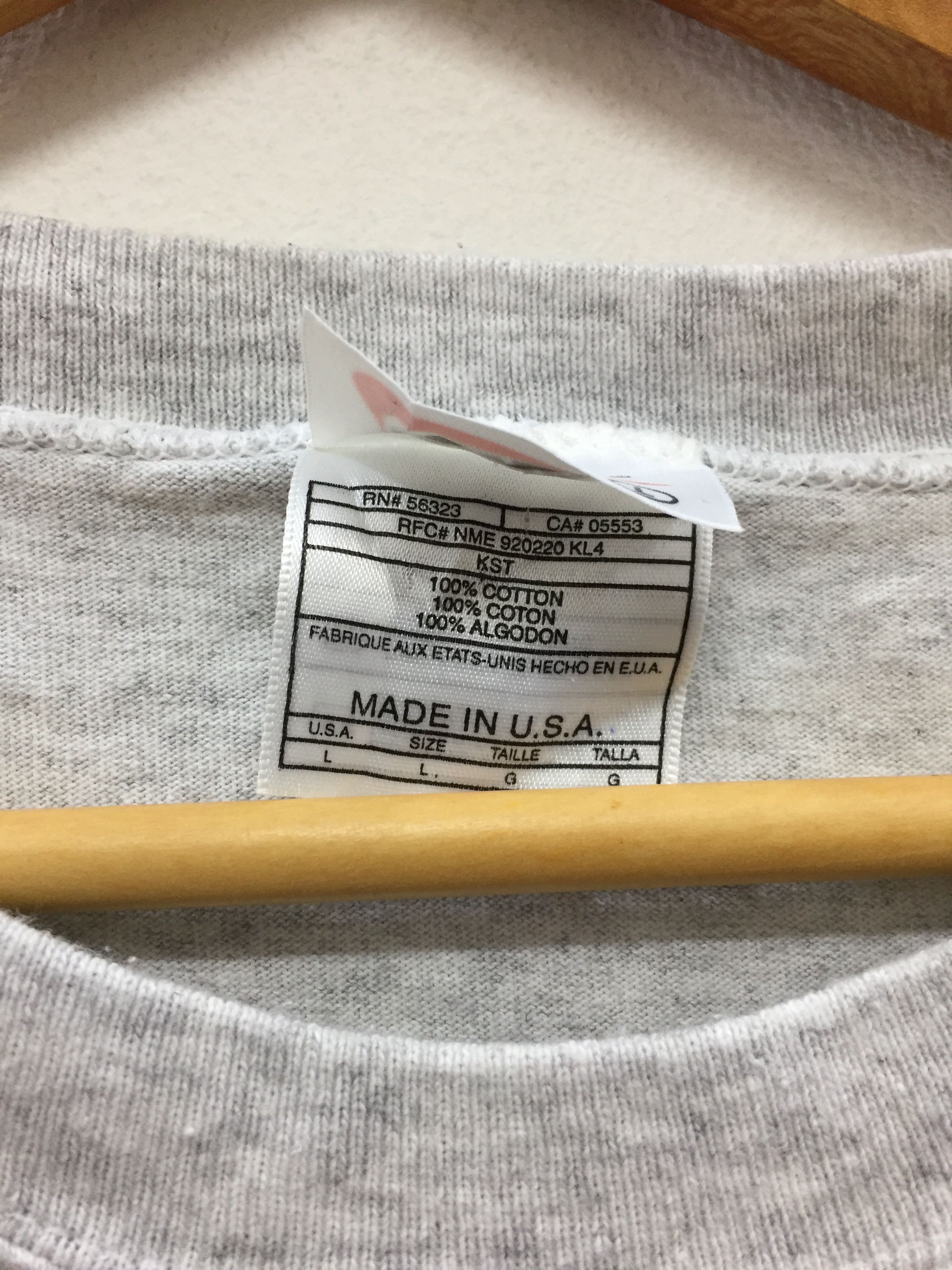 Nike 90's Made in USA NIKE big logo sleeveless Size US L / EU 52-54 / 3 - 7 Thumbnail