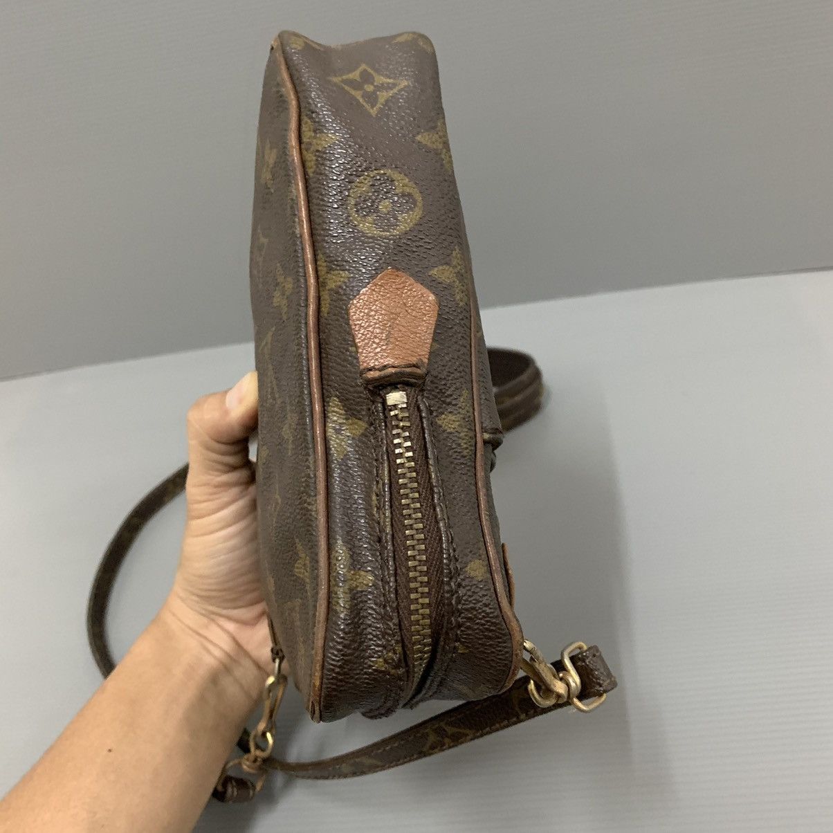 Louis Vuitton Louis Vuitton Vintage Danube Slingbag Size ONE SIZE - 8 Thumbnail