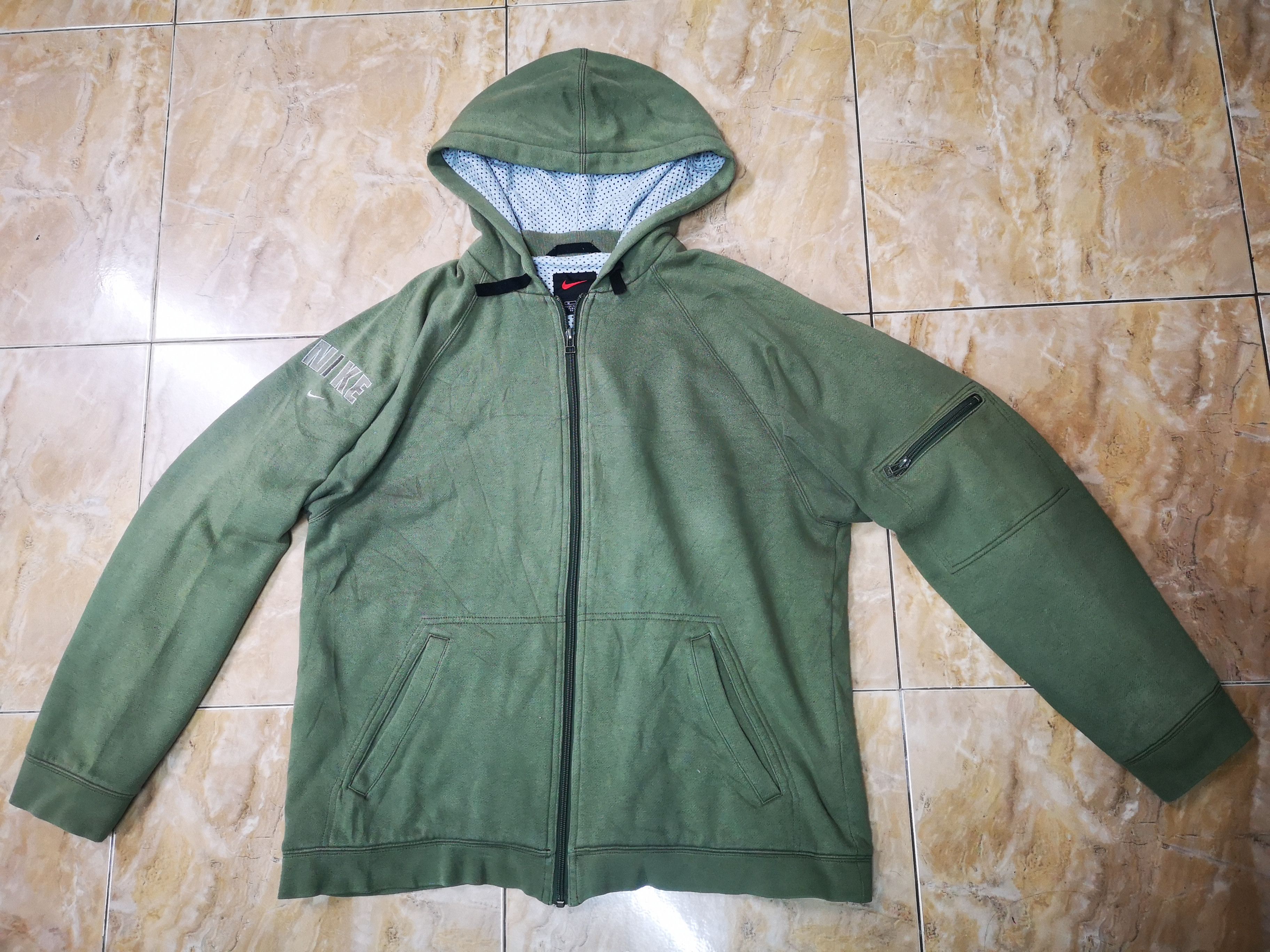 Nike Vintage Nike Sweater Zipper Hoodie Size US M / EU 48-50 / 2 - 3 Thumbnail