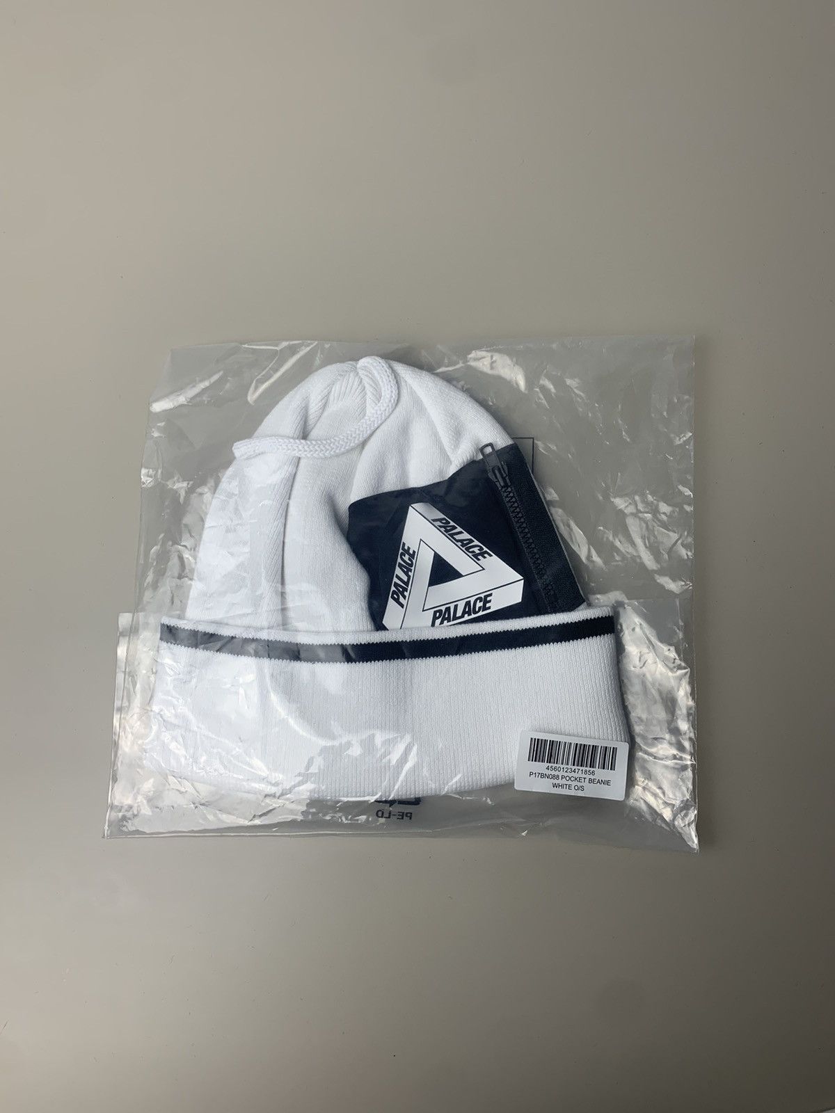 Palace Palace Tri-Ferg Pocket Beanie Hat White Size ONE SIZE - 6 Thumbnail