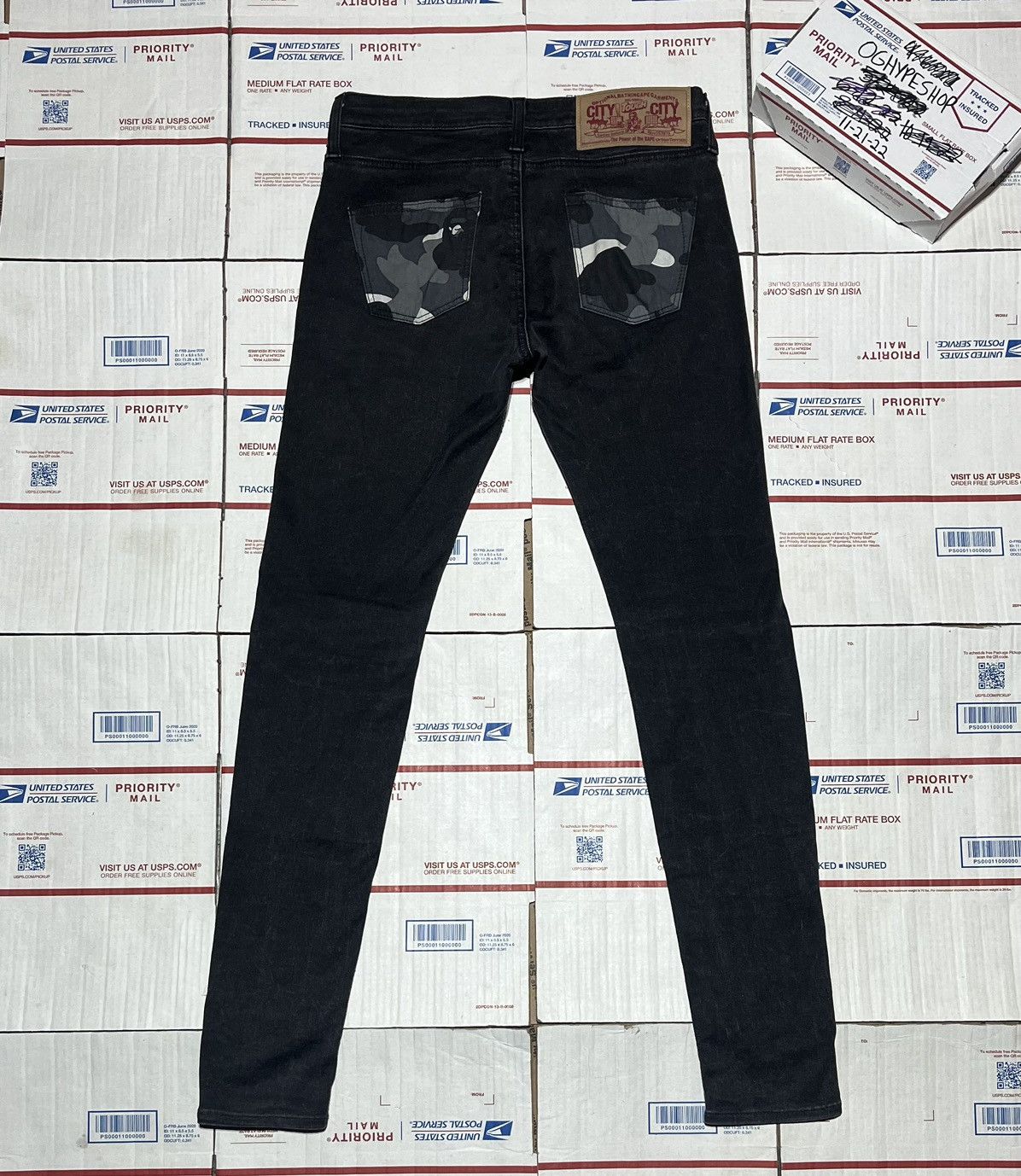 Bape Bape Camo Jeans Size 32" / US 10 / IT 46 - 1 Thumbnail