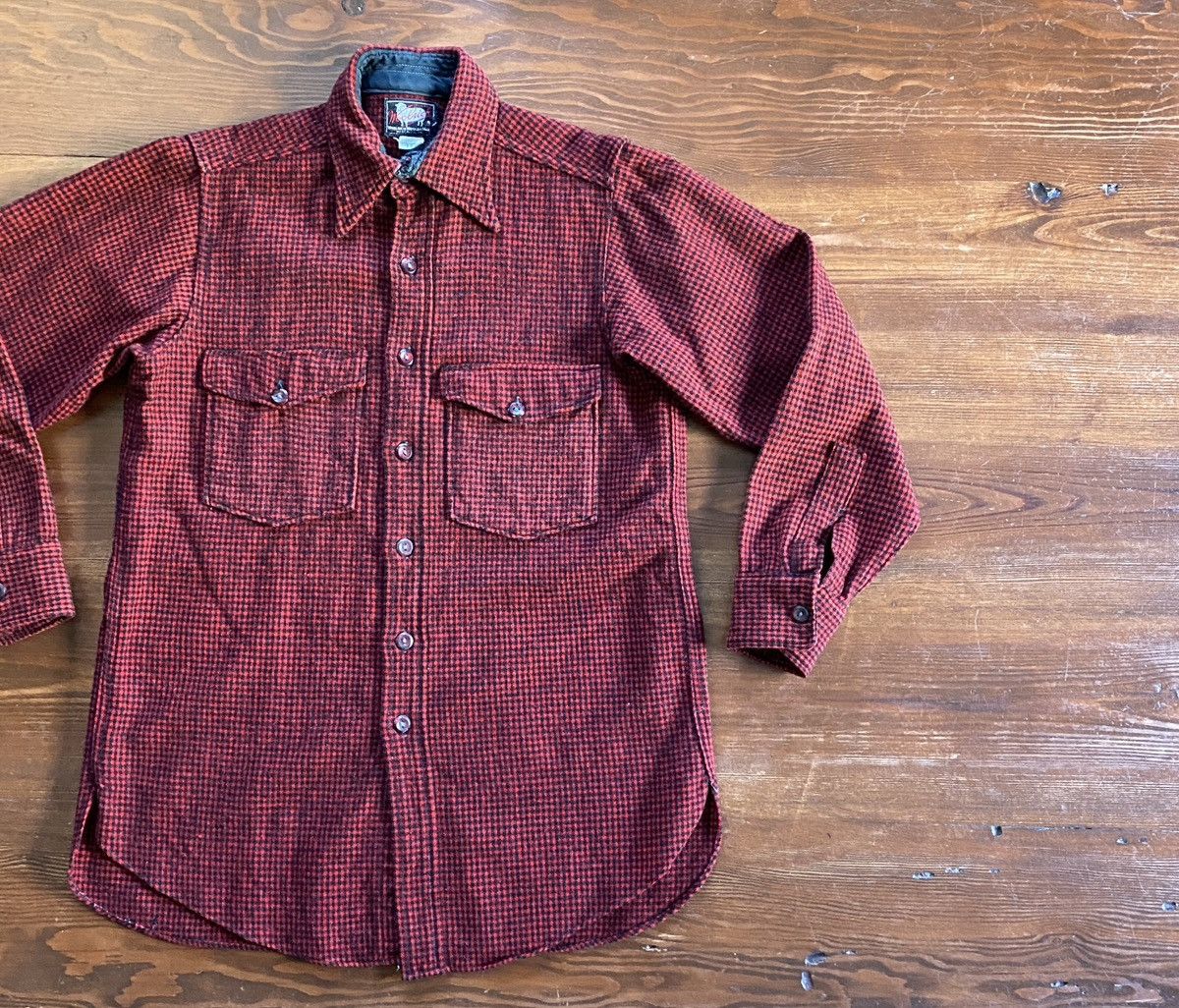 Woolrich Woolen Mills Vintage 1950’s Woolrich Red Buffalo Plaid Flannel Button Up Size US S / EU 44-46 / 1 - 1 Thumbnail