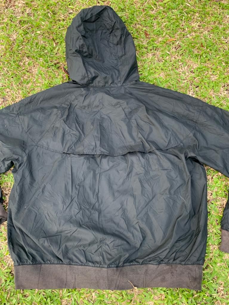 Nike Vintage Nike Windbreaker Black Size US XL / EU 56 / 4 - 6 Thumbnail