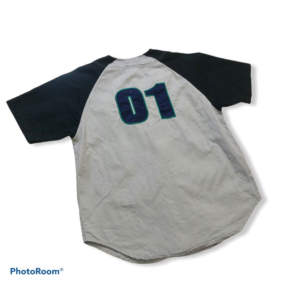 MLB × NBA Officials licensed shirt button MLB with embroidery logo Size US M / EU 48-50 / 2 - 2 Thumbnail