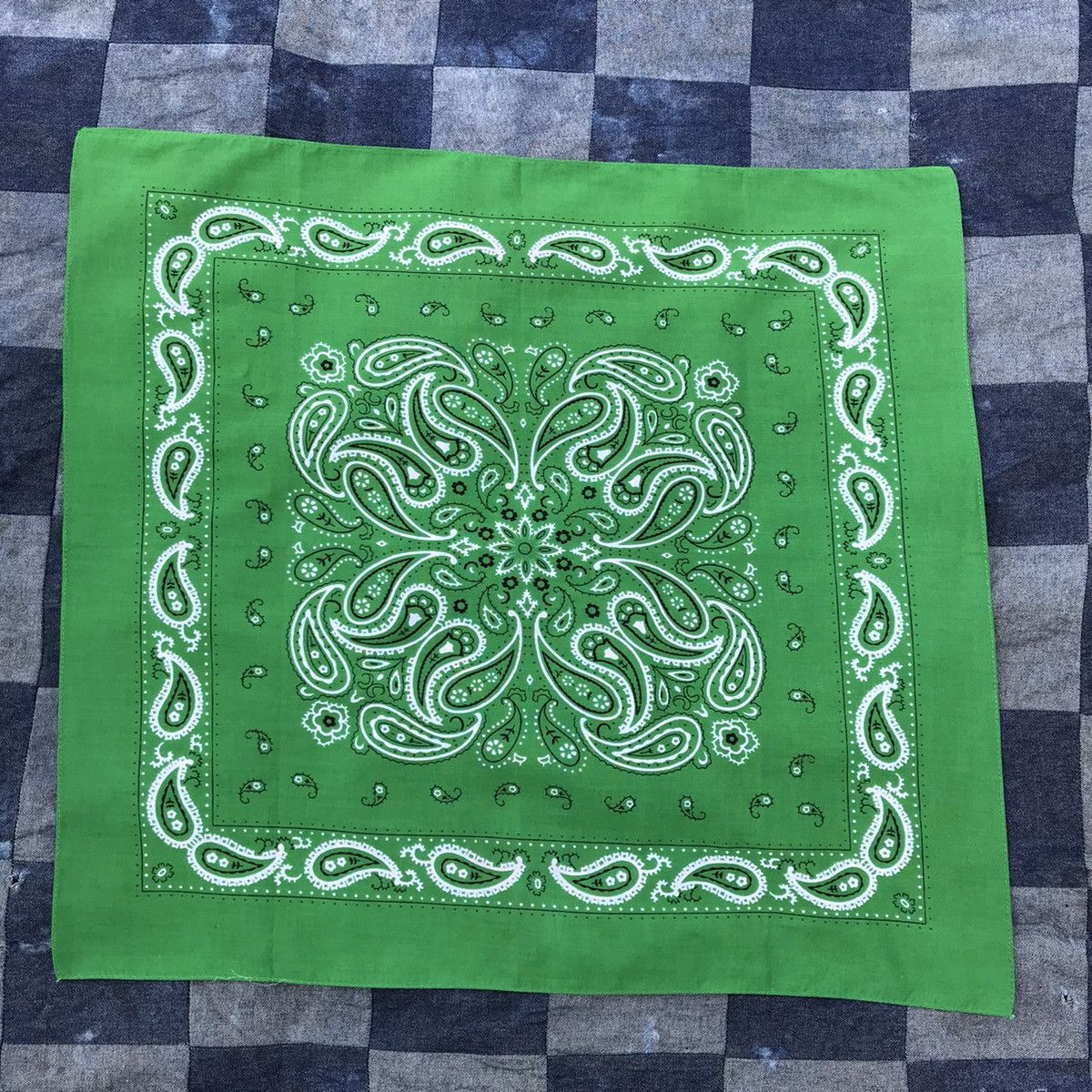 Japanese Brand × Vintage Vintage Bandana Paisley Hankerchief Size ONE SIZE - 1 Thumbnail