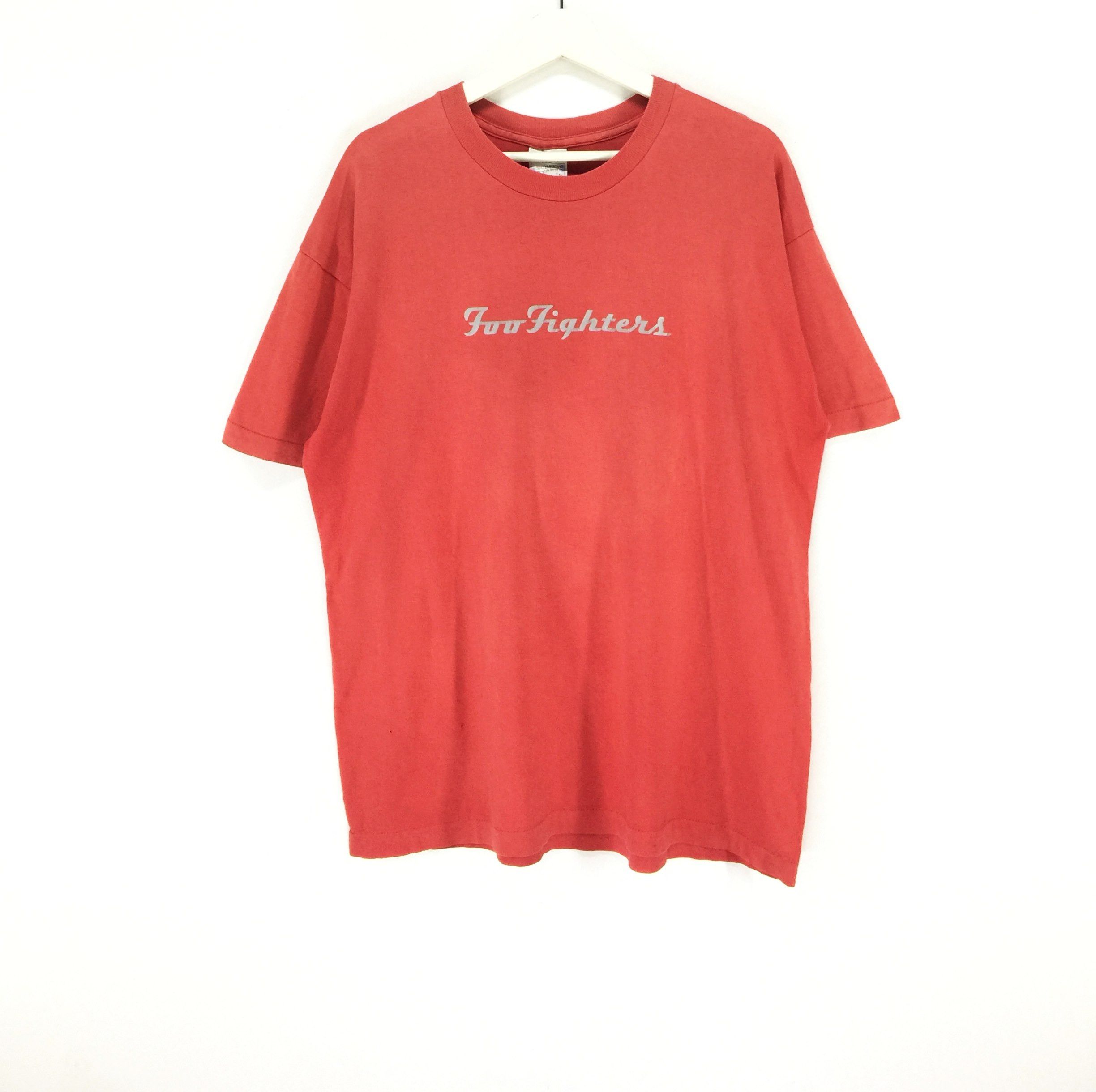 Band Tees × Vintage Foo fighters spellout grunge rock concert tour vtg 90s tees Size US L / EU 52-54 / 3 - 1 Thumbnail