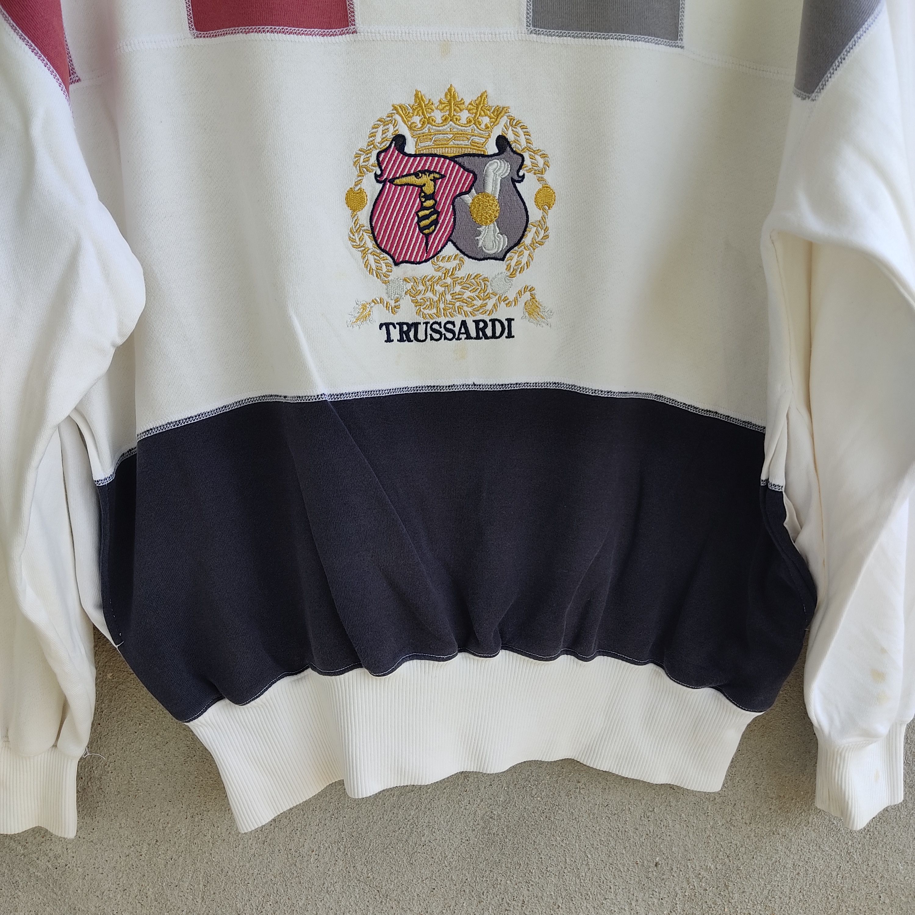 Trussardi × Vintage Vintage Trussardi Embroidered Logo White Sweatshirt Size US L / EU 52-54 / 3 - 3 Thumbnail