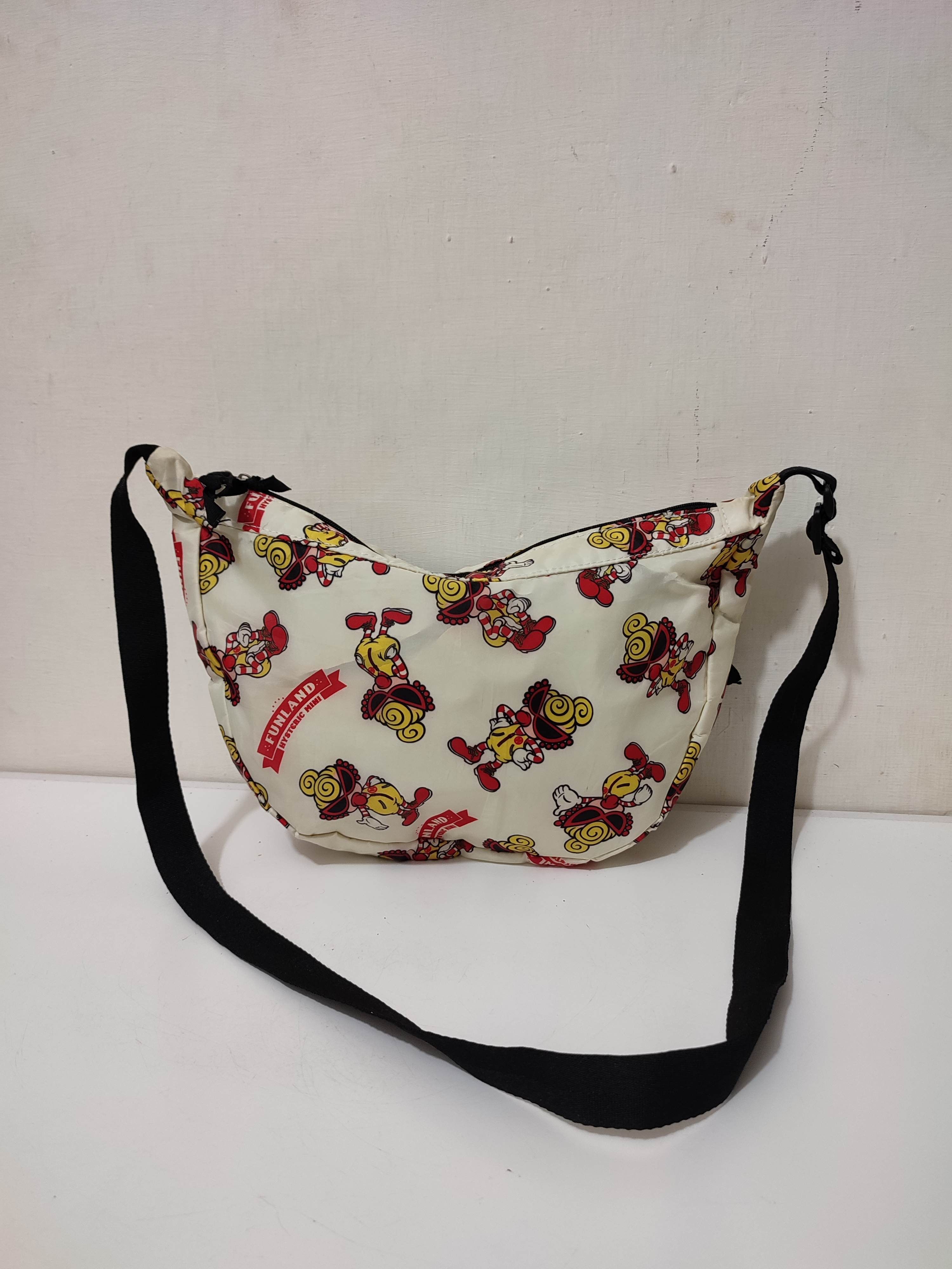 Hysteric Glamour 🔥Hysteric Glamour Fullprint Crossbody / Sling bag Size ONE SIZE - 8 Thumbnail