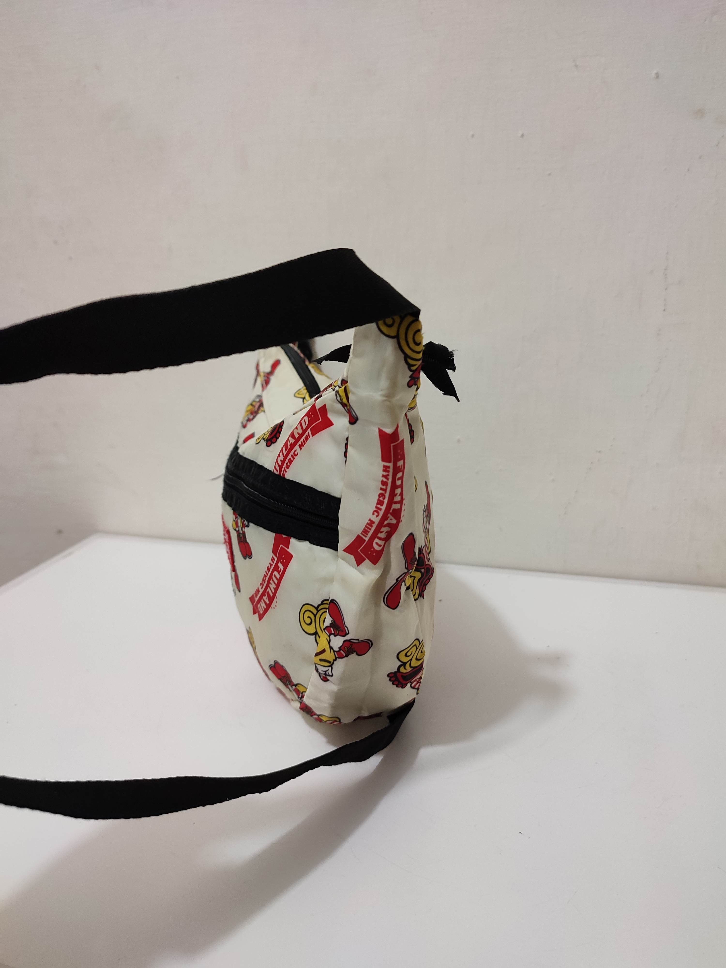 Hysteric Glamour 🔥Hysteric Glamour Fullprint Crossbody / Sling bag Size ONE SIZE - 7 Thumbnail