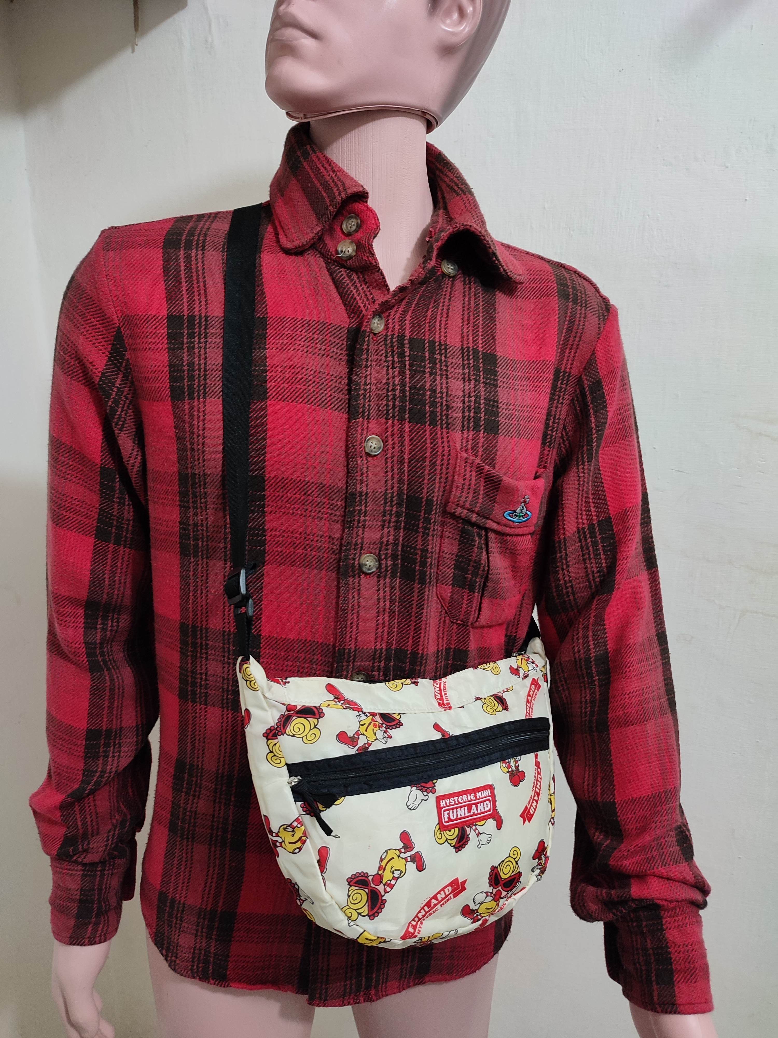Hysteric Glamour 🔥Hysteric Glamour Fullprint Crossbody / Sling bag Size ONE SIZE - 2 Thumbnail