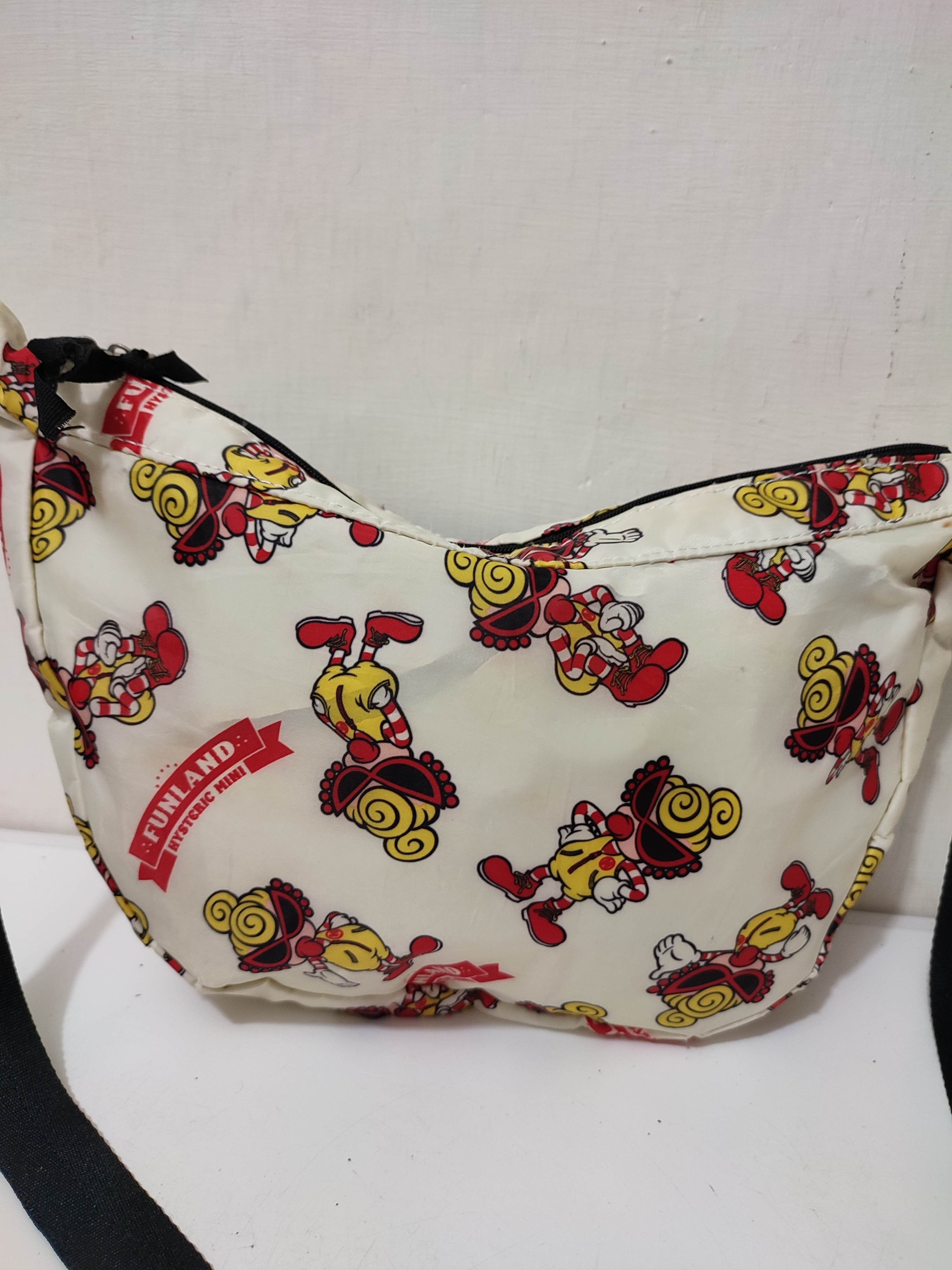 Hysteric Glamour 🔥Hysteric Glamour Fullprint Crossbody / Sling bag Size ONE SIZE - 9 Thumbnail