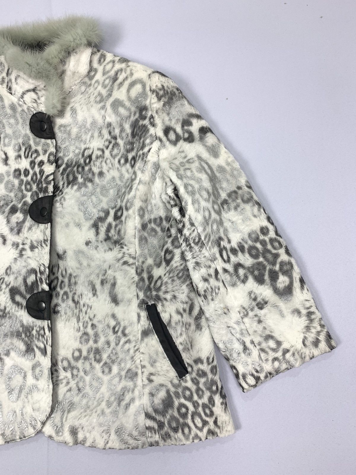 Japanese Brand × Other BROCHE Fullprinted Animal Leopard Footage Fur Parka Jacket Size L / US 10 / IT 46 - 7 Thumbnail
