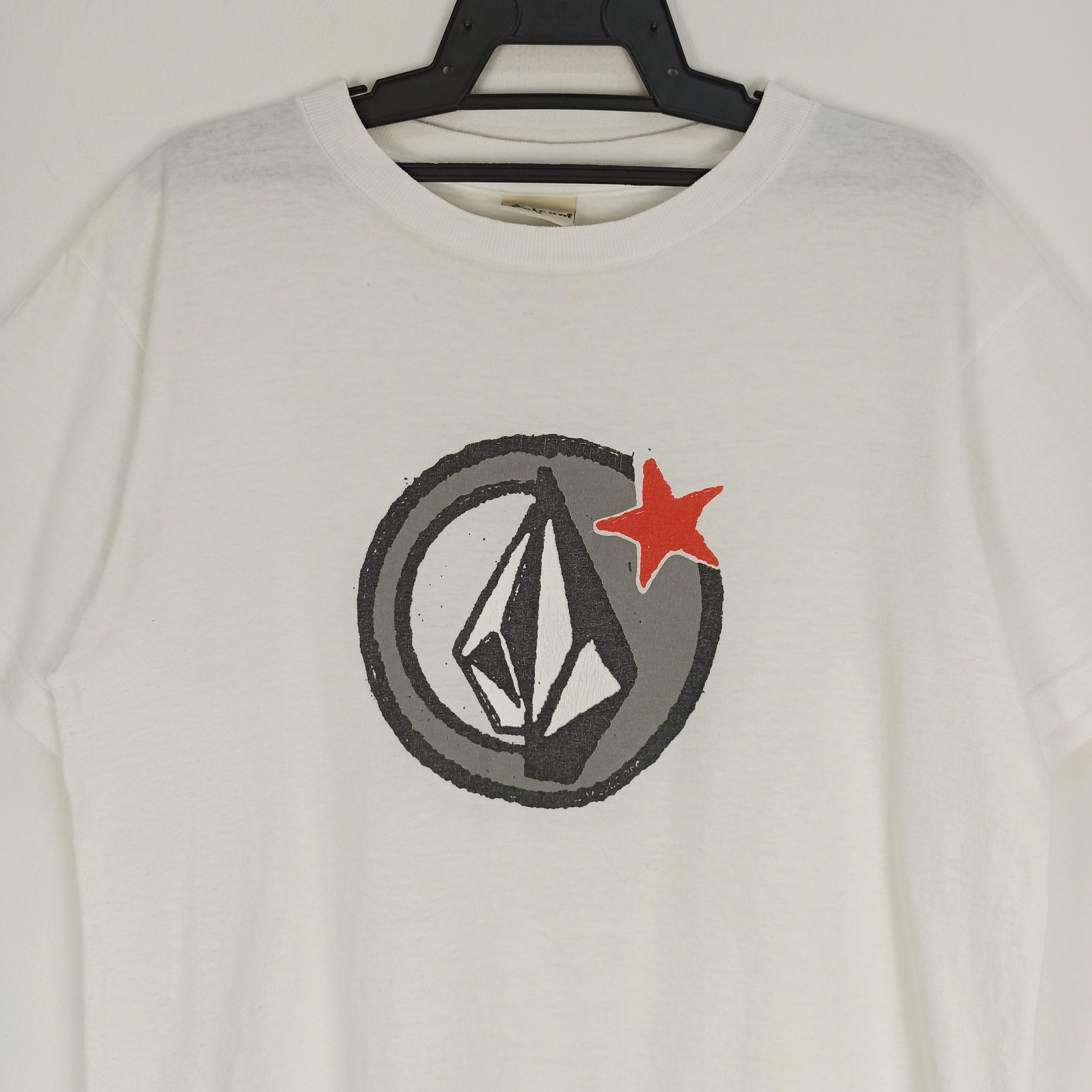 Vintage 🔥STEALS🔥 Vintage Volcom USA Tshirt Big Logo Streetwear Size US M / EU 48-50 / 2 - 2 Thumbnail