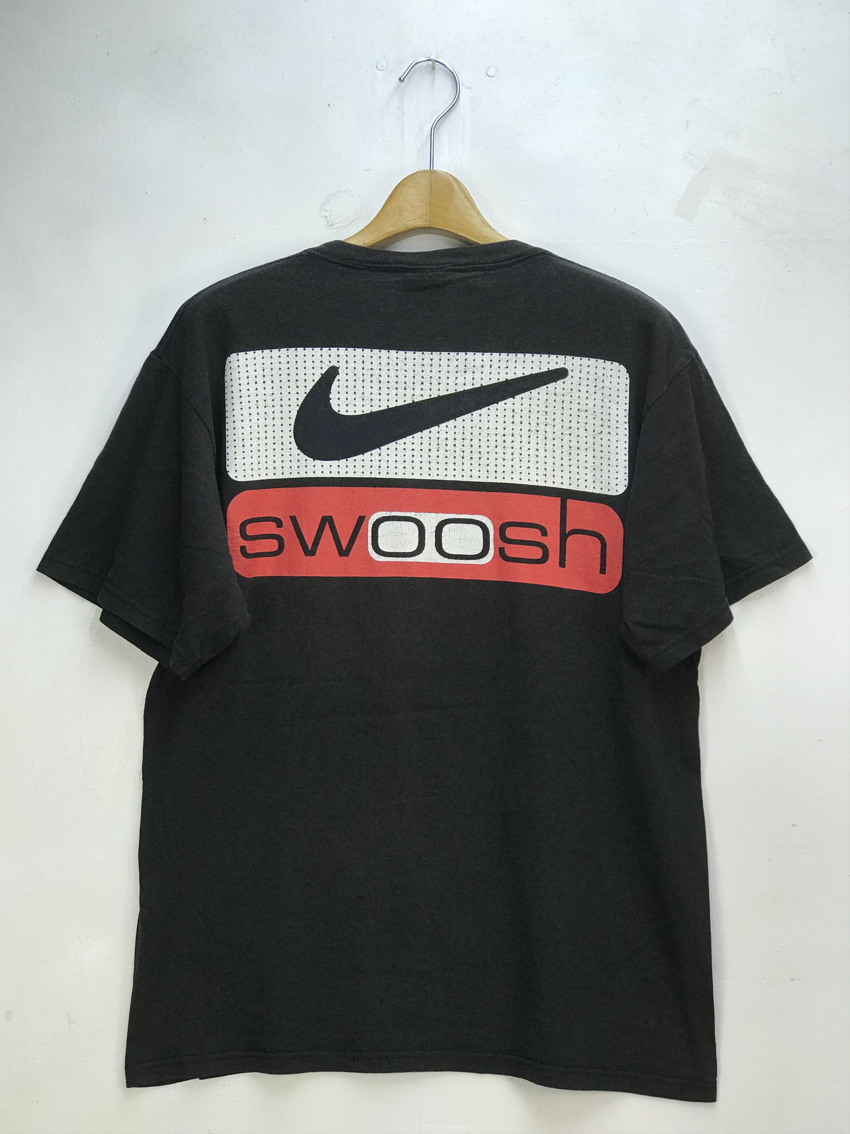Nike VINTAGE NIKE SWOOSH BIG LOGO SHIRT Size US M / EU 48-50 / 2 - 1 Thumbnail