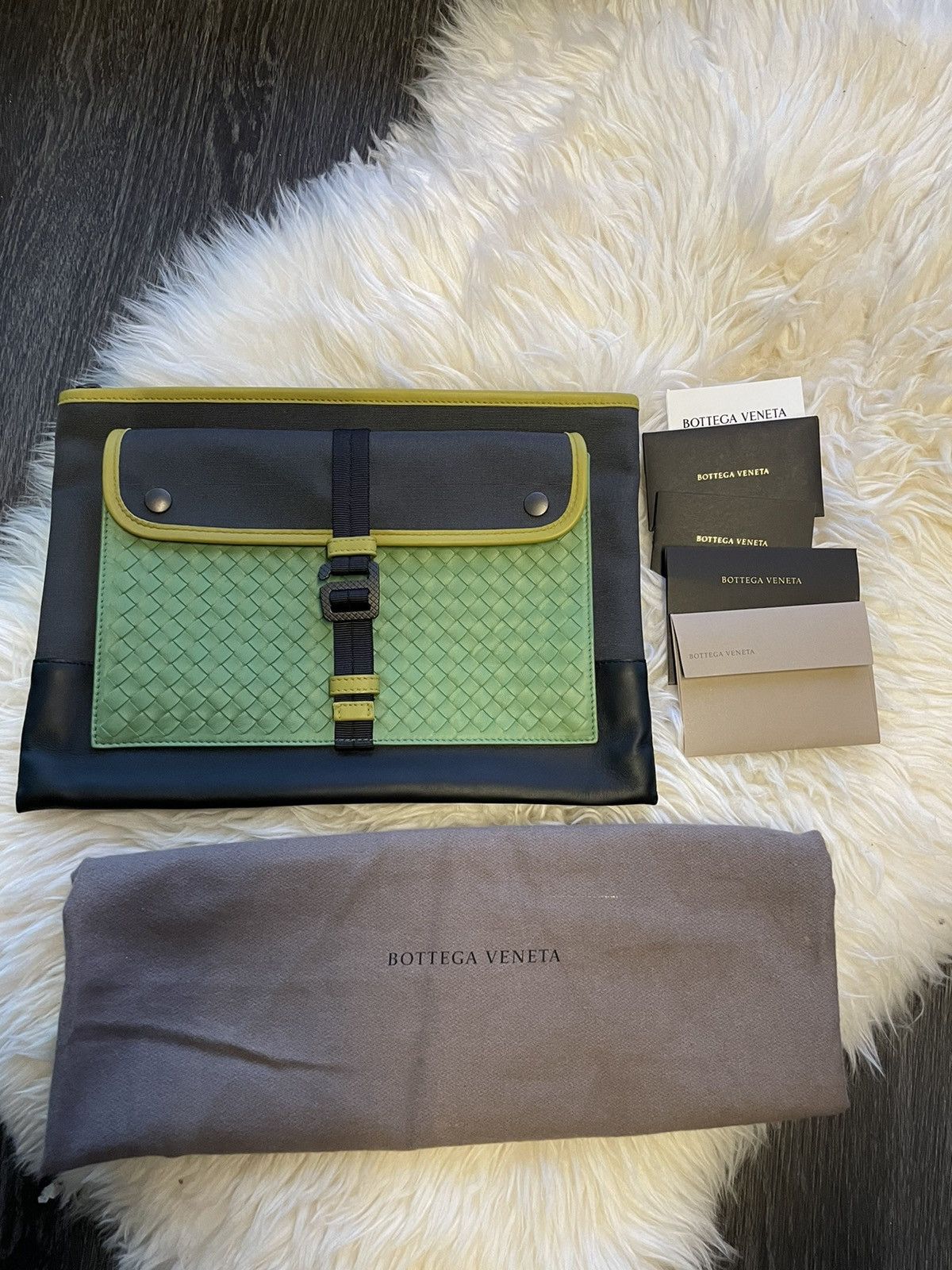 Bottega Veneta Green Brand NEW Rare SuperRunway Woven Leather Pouch Bag Size ONE SIZE - 9 Thumbnail