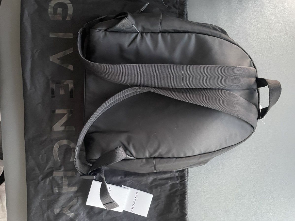 Givenchy Rare Limited Super Runway Classic Logo Everyday Backpack Size ONE SIZE - 10 Thumbnail