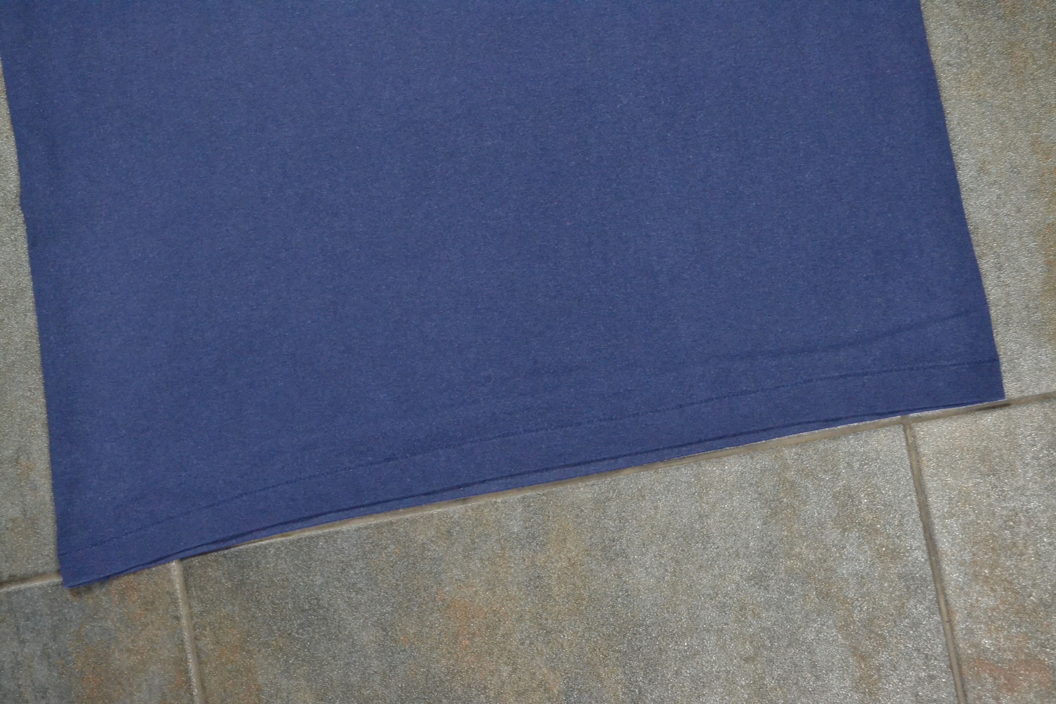 Vintage 80s Vintage Alaska Big Nature Print Hanes Navy T-Shirt Size US XL / EU 56 / 4 - 6 Thumbnail