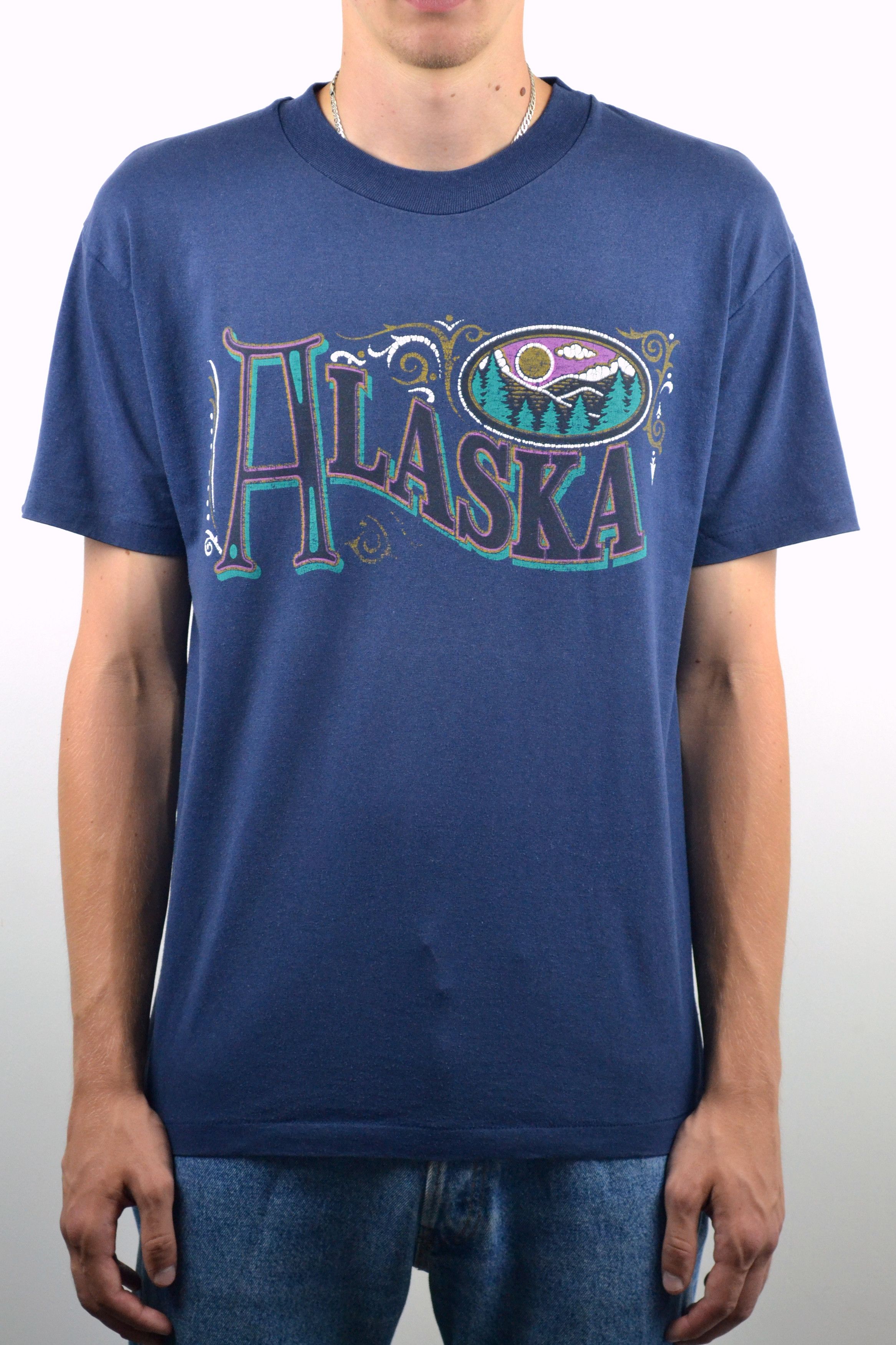 Vintage 80s Vintage Alaska Big Nature Print Hanes Navy T-Shirt Size US XL / EU 56 / 4 - 2 Thumbnail