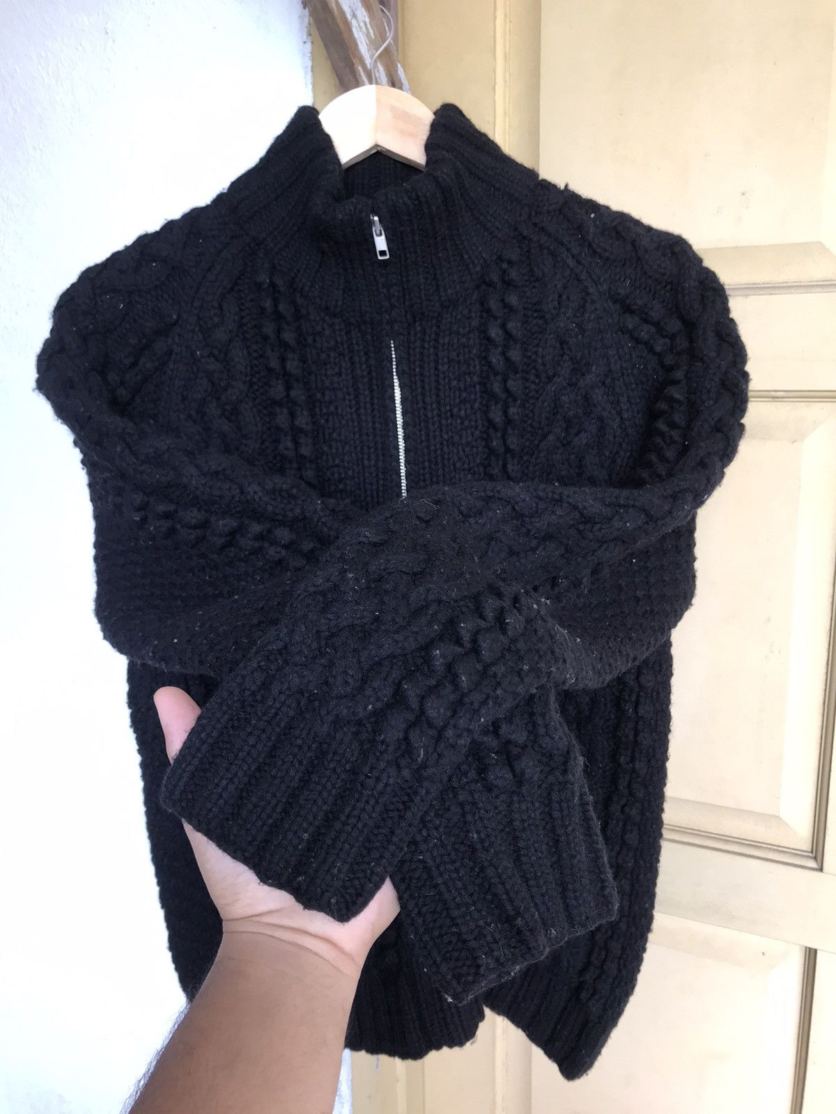 Japanese Brand Nice❗️Pippin Standard All Black Minimalist Knit Sweater Size US L / EU 52-54 / 3 - 9 Thumbnail
