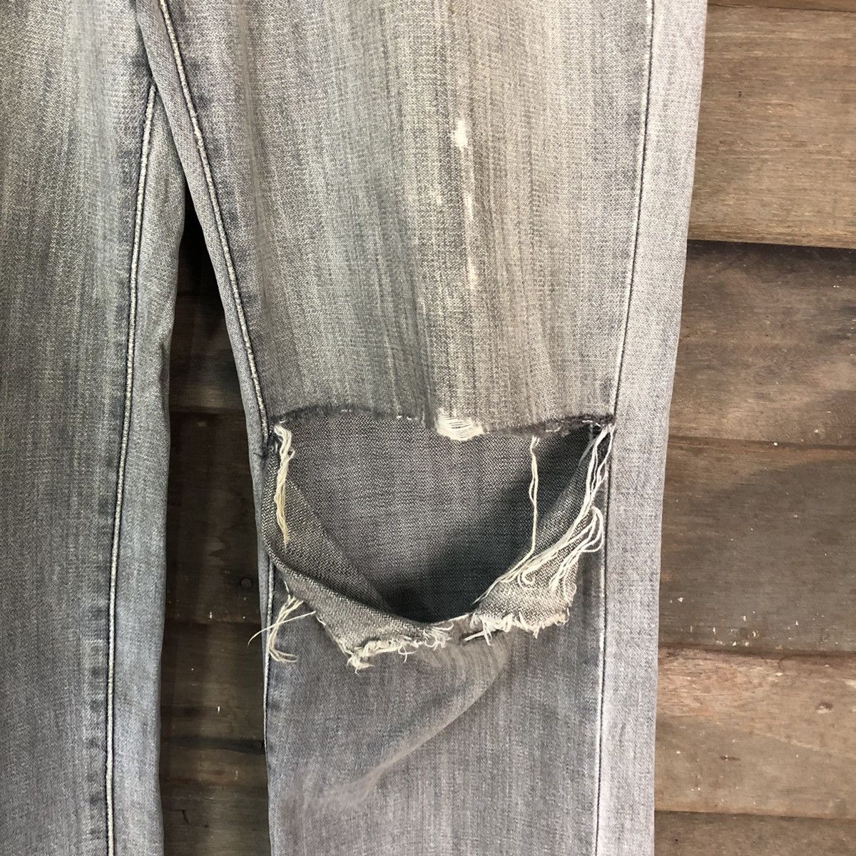 Vintage Wrangler Grey Distressed Denim Pants #6733 Size US 31 - 6 Thumbnail