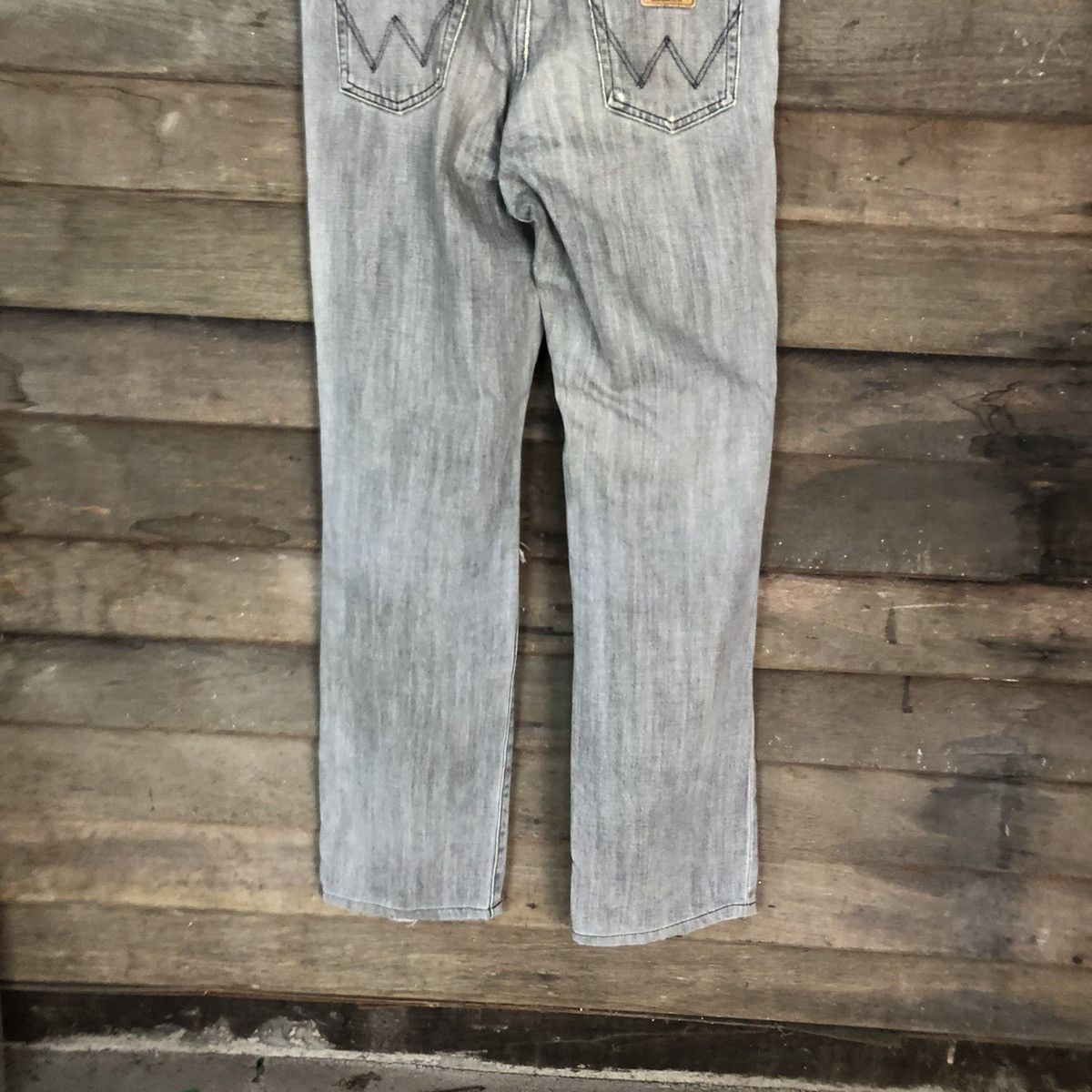 Vintage Wrangler Grey Distressed Denim Pants #6733 Size US 31 - 10 Thumbnail