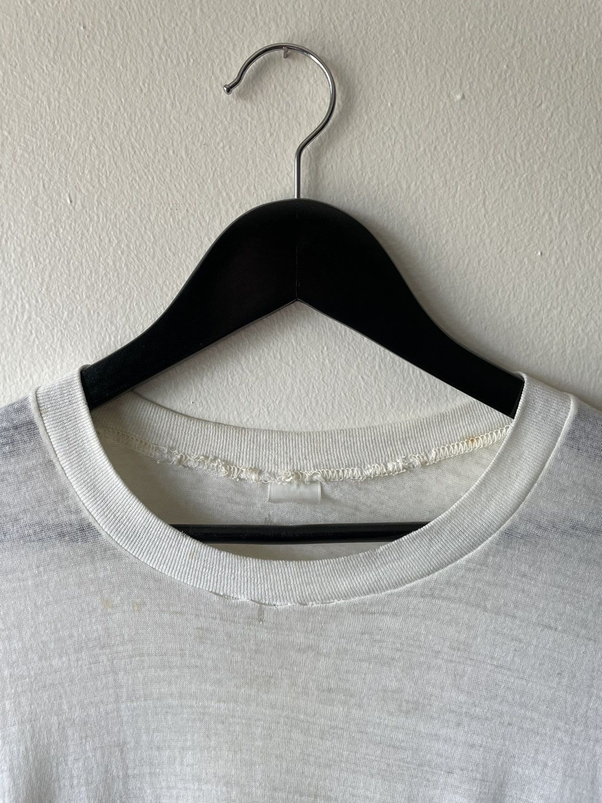 Vintage VINTAGE 50'S THRASHED T-SHIRT Size US L / EU 52-54 / 3 - 6 Thumbnail
