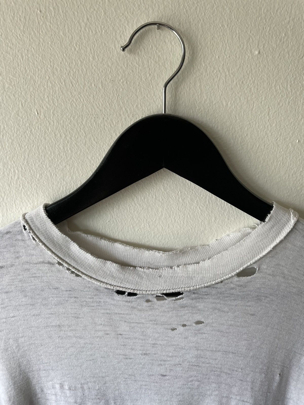 Vintage VINTAGE THRASHED SURF T-SHIRT Size US L / EU 52-54 / 3 - 6 Thumbnail