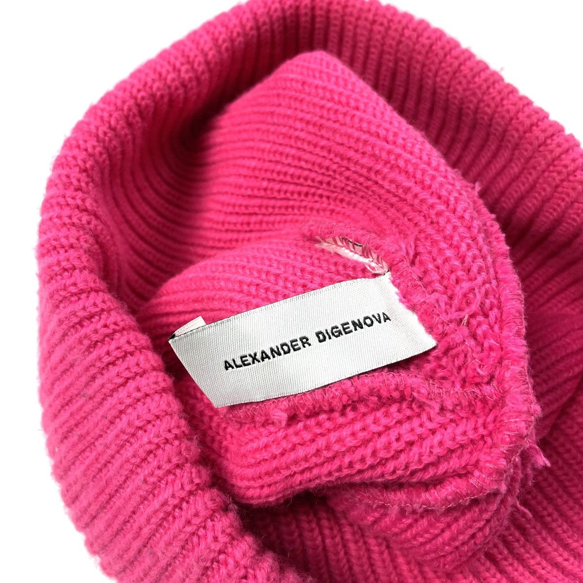 ALEXANDER DIGENOVA ALEXANDER DIGENOVA PINK BEANIE Size ONE SIZE - 4 Thumbnail