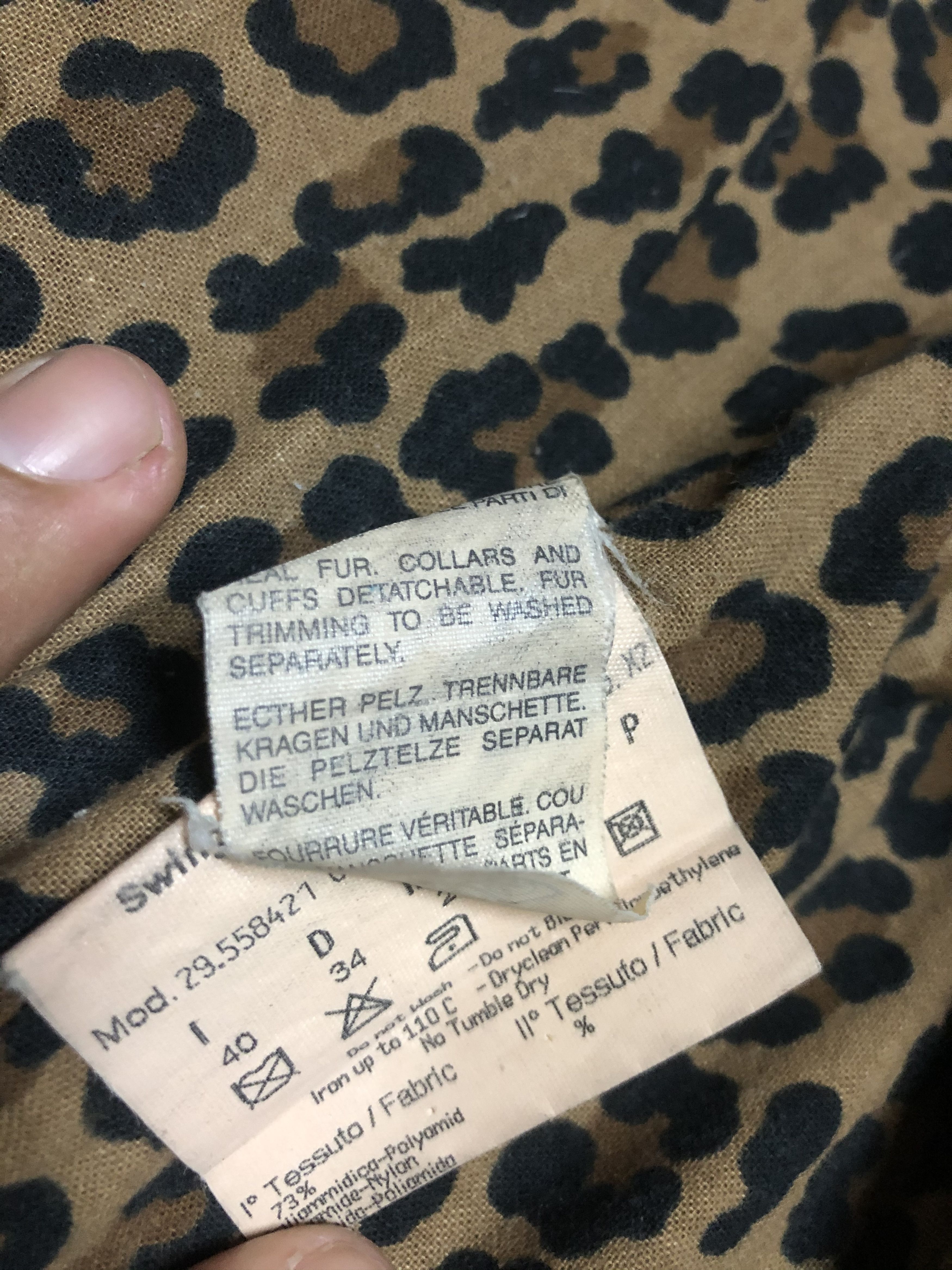 Fendi Authentic FENDI MONOGRAM LEOPARD STYLE Trench Coat Size US M / EU 48-50 / 2 - 7 Thumbnail