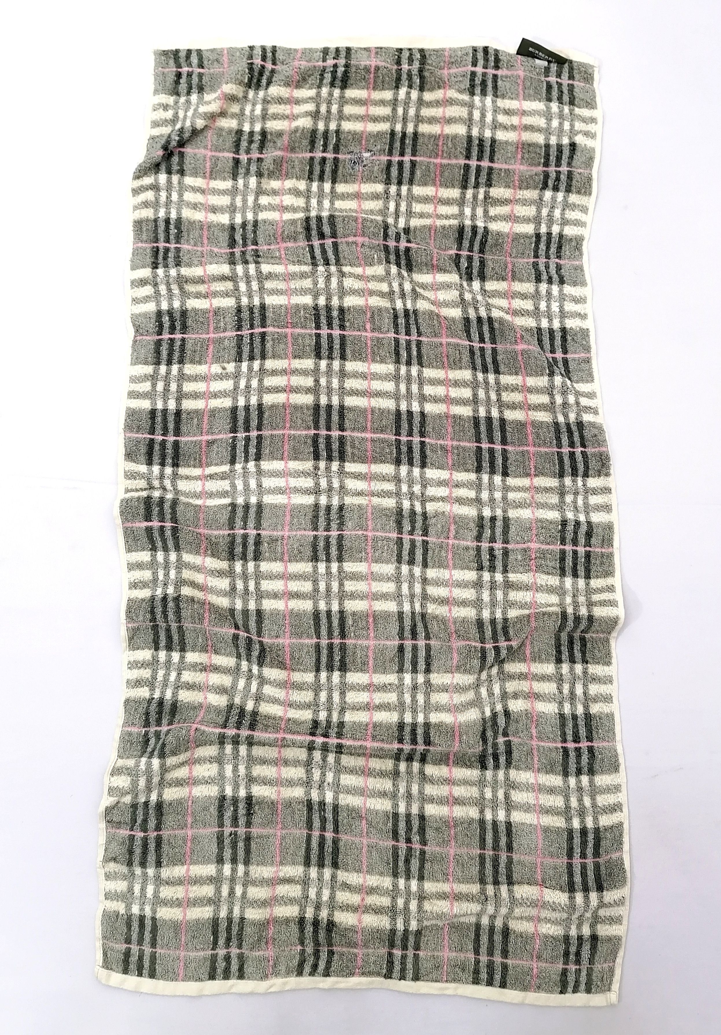 Burberry Burberry Towel Size ONE SIZE - 2 Thumbnail