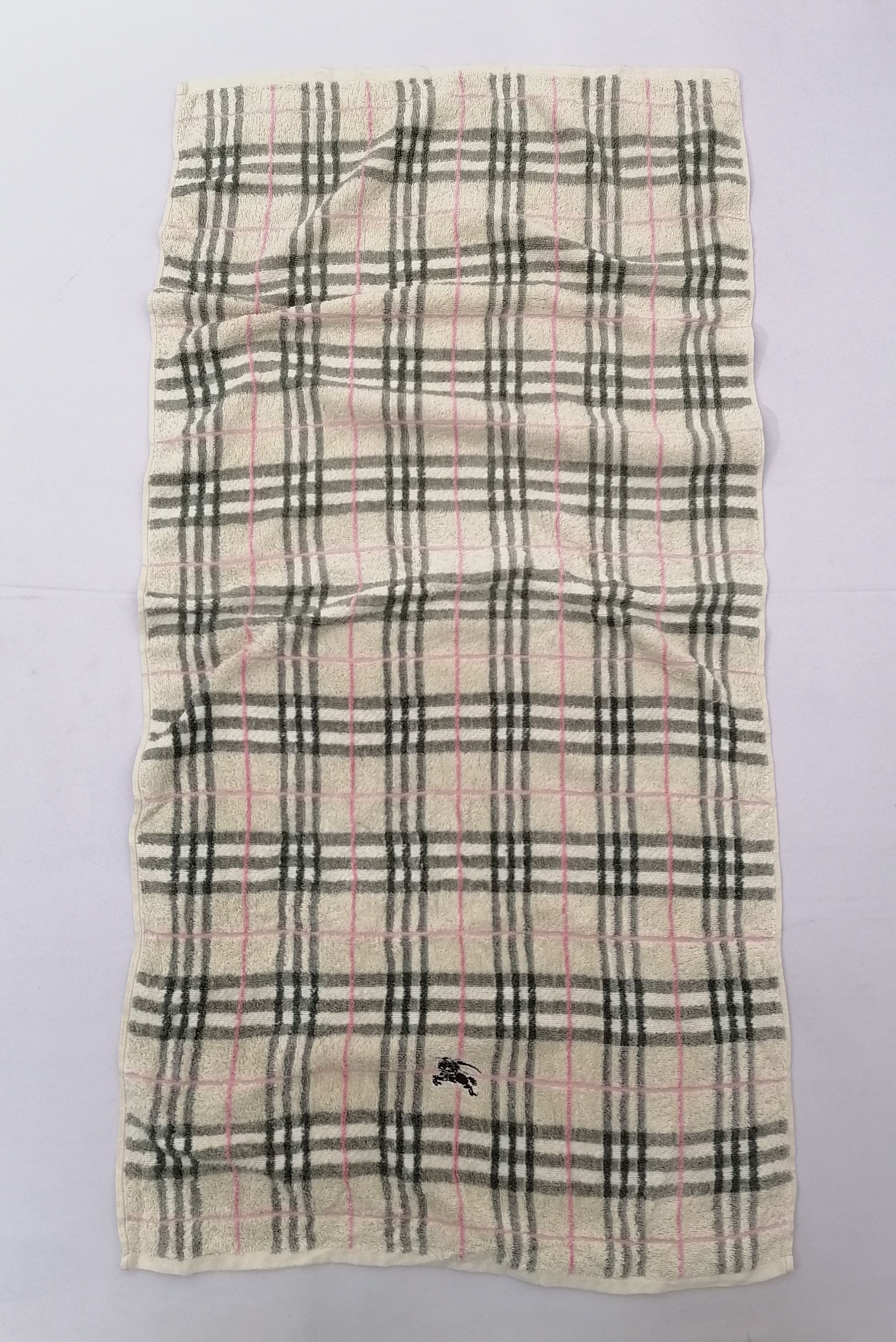 Burberry Burberry Towel Size ONE SIZE - 1 Thumbnail